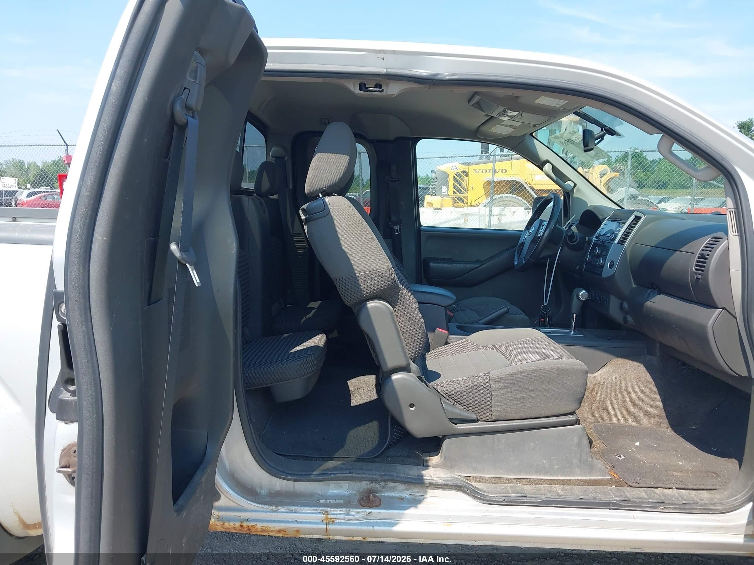 2014 Nissan Frontier Sv Silver vin: 1N6AD0CW7EN722971