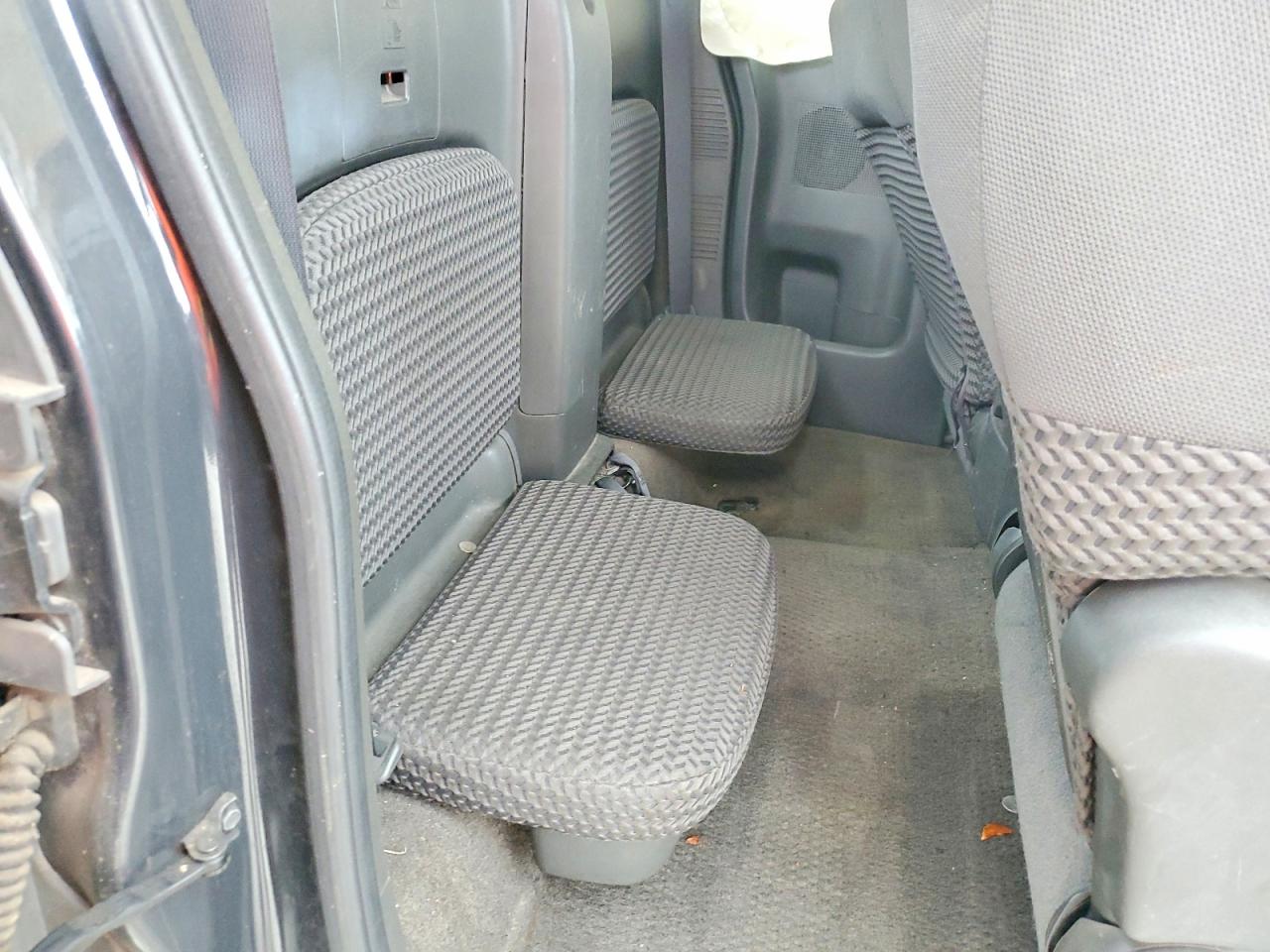 2010 Nissan Frontier Se V6 Серый vin: 1N6AD0CW8AC405271