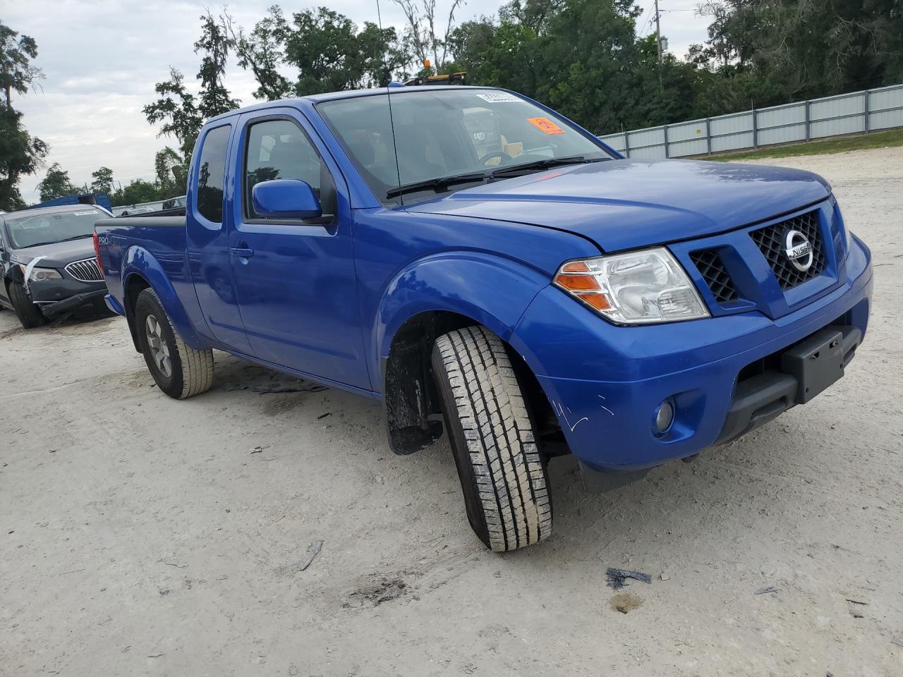 2012 Nissan Frontier Sv V6 Blue vin: 1N6AD0CW9CC467703 Damage: Front Bumper, Heavy Scratch, 1 To 2 Inches