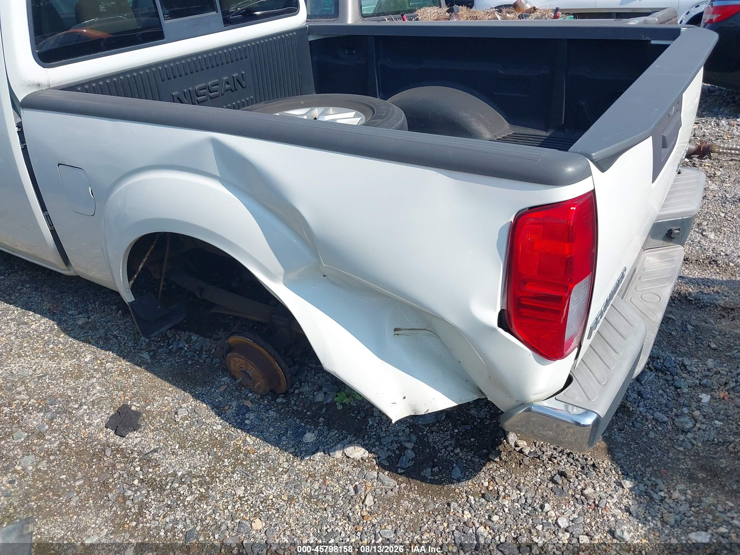 2014 Nissan Frontier Pro-4x/sv White vin: 1N6AD0CW9EN739268