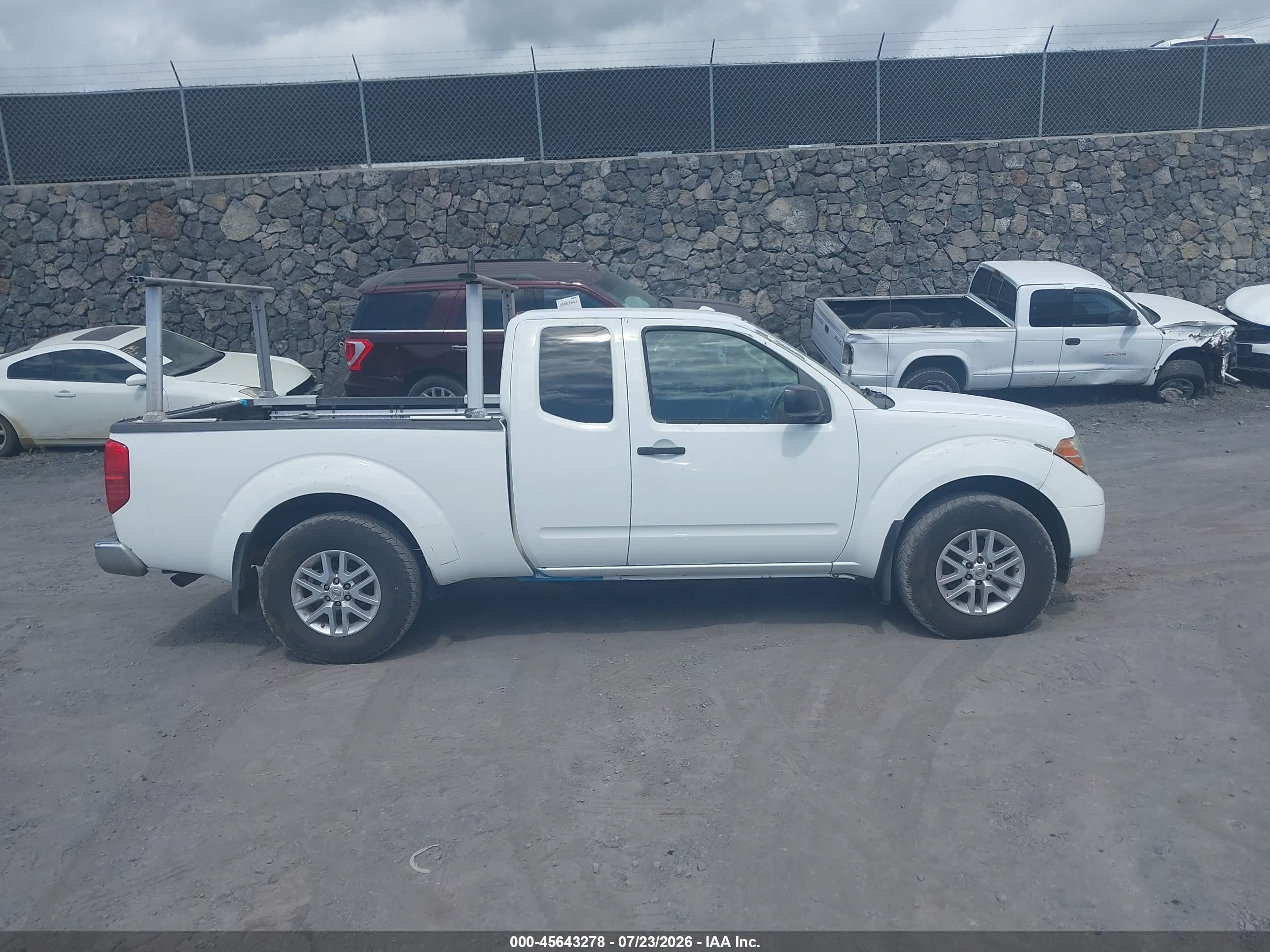2015 Nissan Frontier Sv White vin: 1N6AD0CWXFN756601