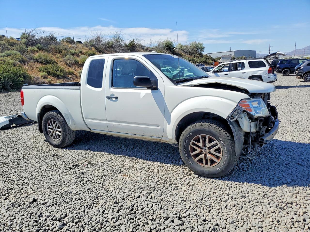 2015 Nissan Frontier Sv V6 White vin: 1N6AD0CWXFN768506