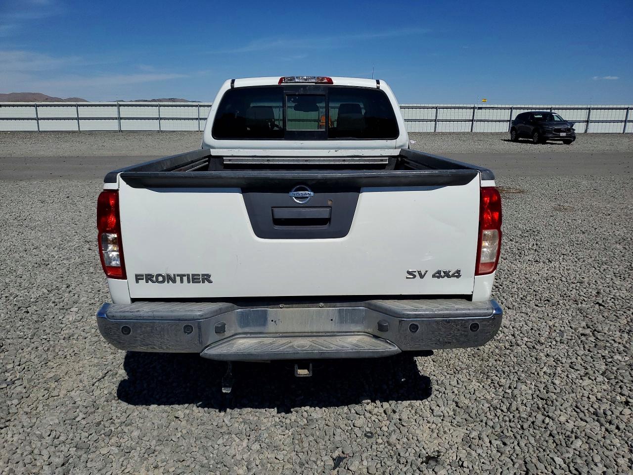 2015 Nissan Frontier Sv V6 White vin: 1N6AD0CWXFN768506