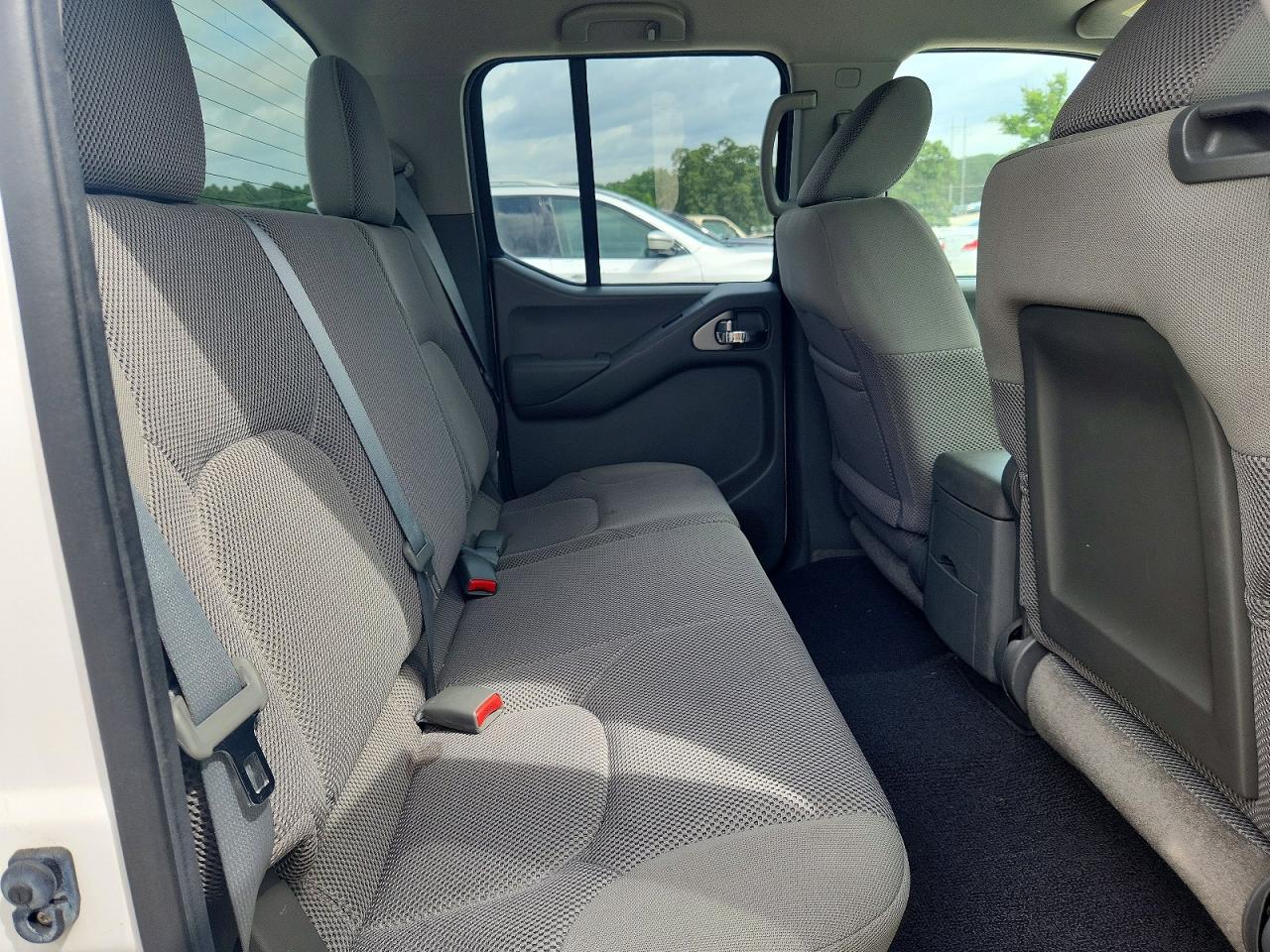 2012 Nissan Frontier S White vin: 1N6AD0ER0CC458346
