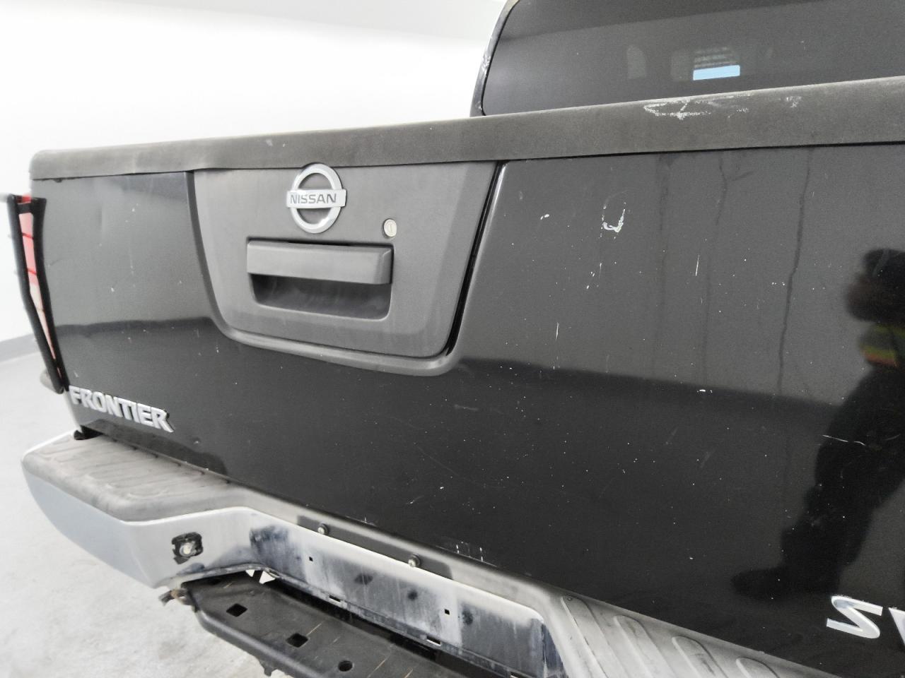 2013 Nissan Frontier S Gray vin: 1N6AD0ER0DN733249 Damage: Tailgate, Dent(S) W/ Paint Dmg, 8 To 9 Inches