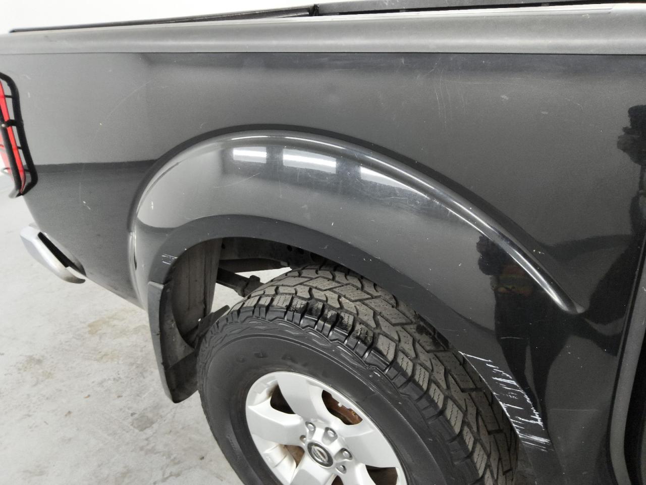 2013 Nissan Frontier S Gray vin: 1N6AD0ER0DN733249 Damage: Right Bed Side, Dent(S) W/ Paint Dmg, 8 To 9 Inches