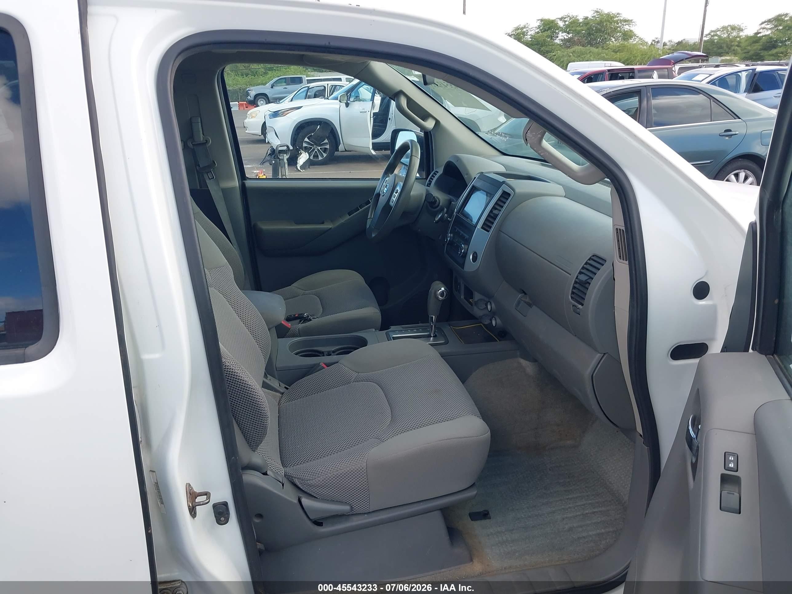 2013 Nissan Frontier Sv White vin: 1N6AD0ER0DN736846