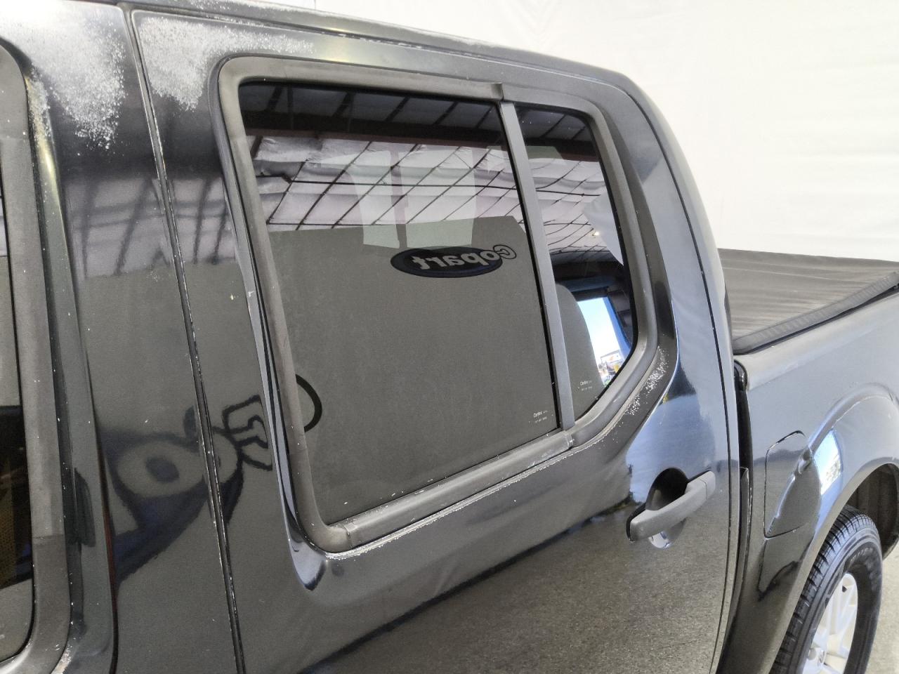 2014 Nissan Frontier S Black vin: 1N6AD0ER0EN723368 Damage: Left Rear Door, Heavy Scratch, 1 To 2 Inches