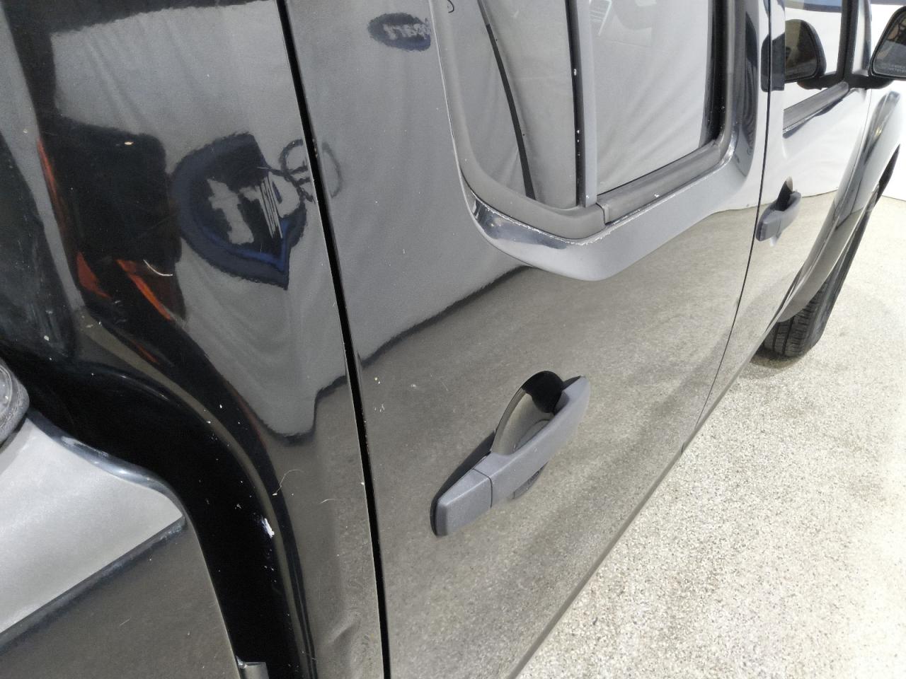 2014 Nissan Frontier S Black vin: 1N6AD0ER0EN723368 Damage: Right Rear Door, Heavy Scratch, 1 To 2 Inches