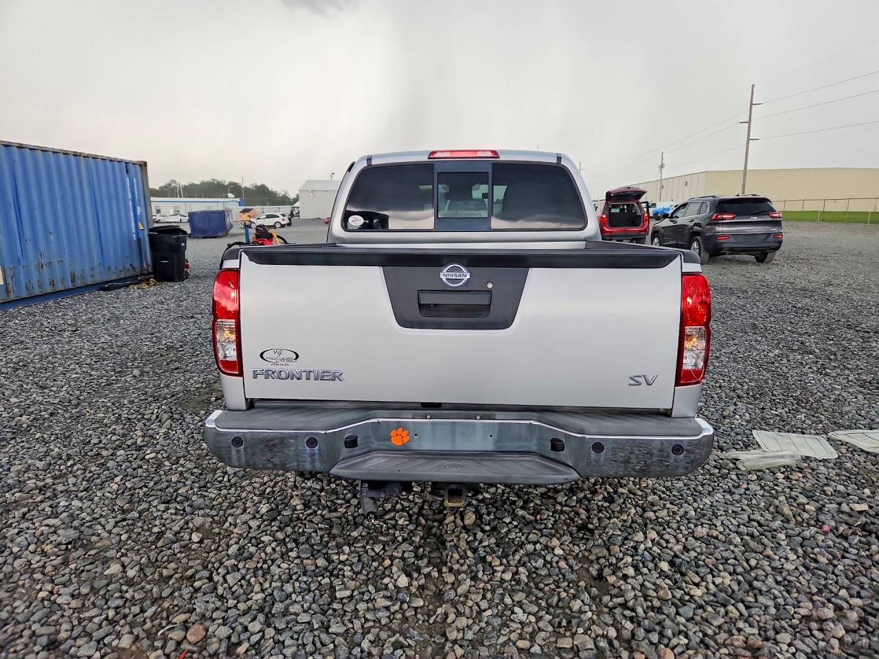 2016 Nissan Frontier Sv Silver vin: 1N6AD0ER0GN710395