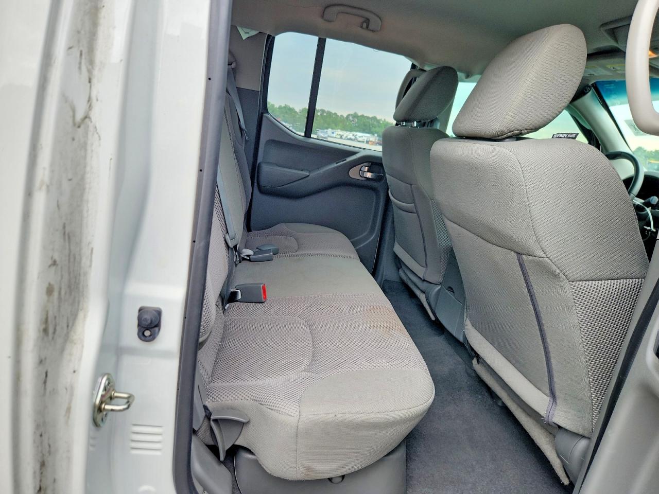 2019 Nissan Frontier Sv White vin: 1N6AD0ER0KN799006
