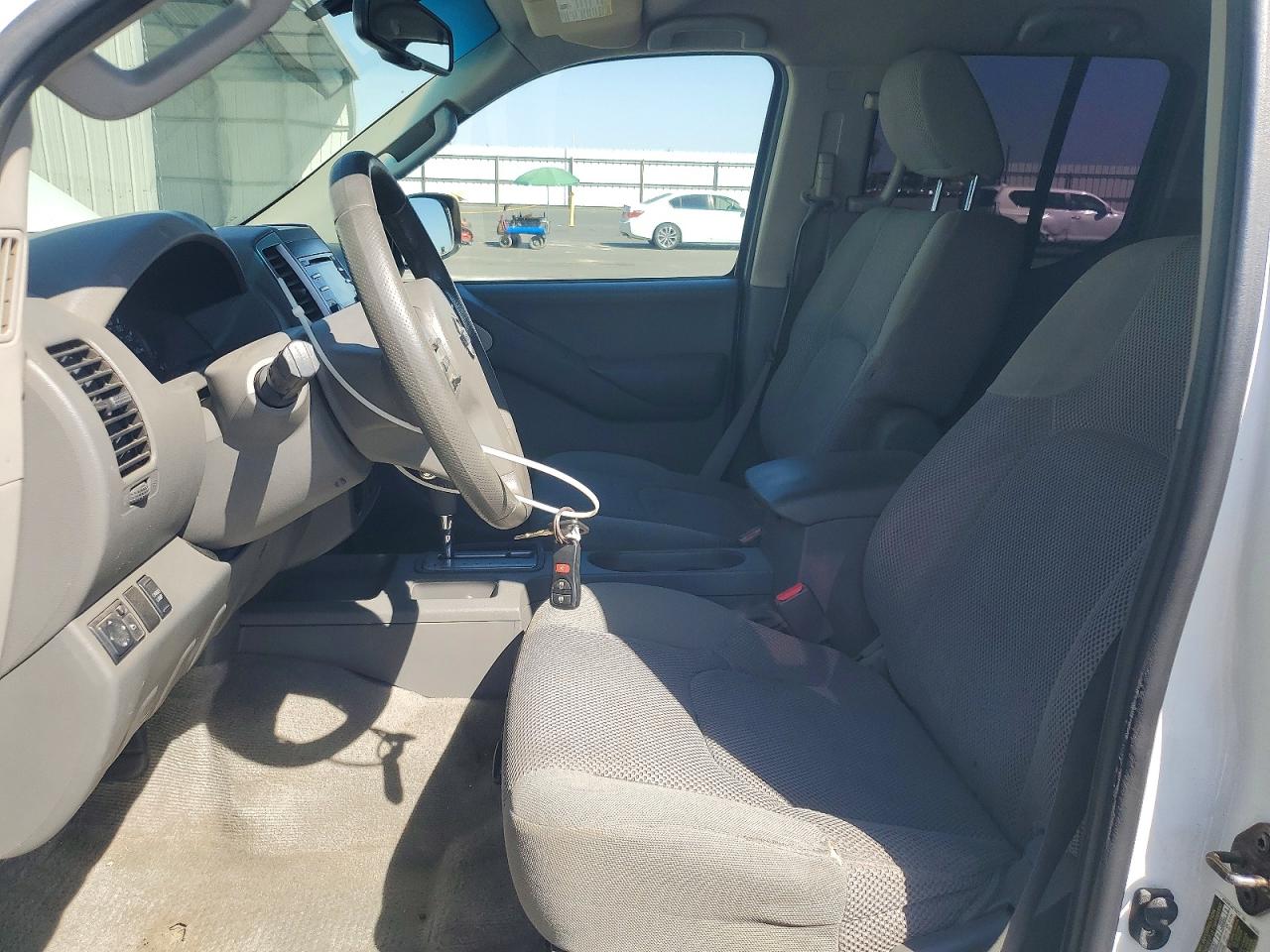 2013 Nissan Frontier S White vin: 1N6AD0ER1DN755616