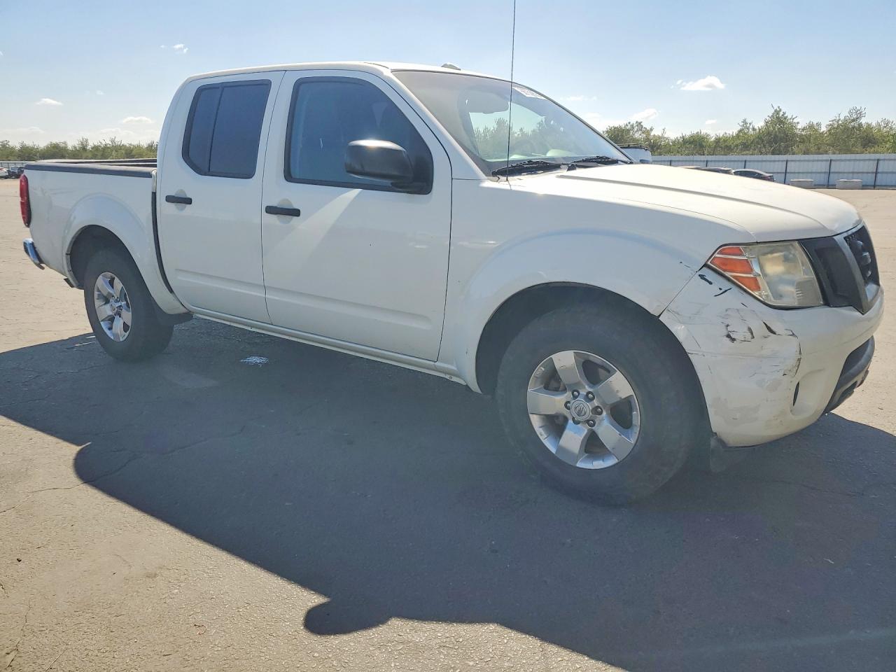 2013 Nissan Frontier S White vin: 1N6AD0ER1DN755616