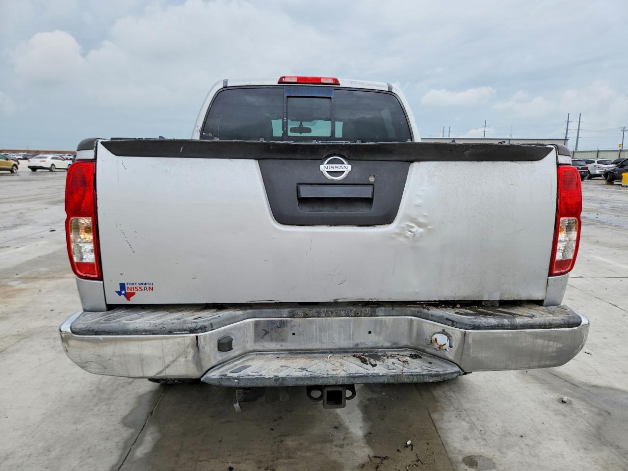 2015 Nissan Frontier Sv Серебряный vin: 1N6AD0ER1FN724630