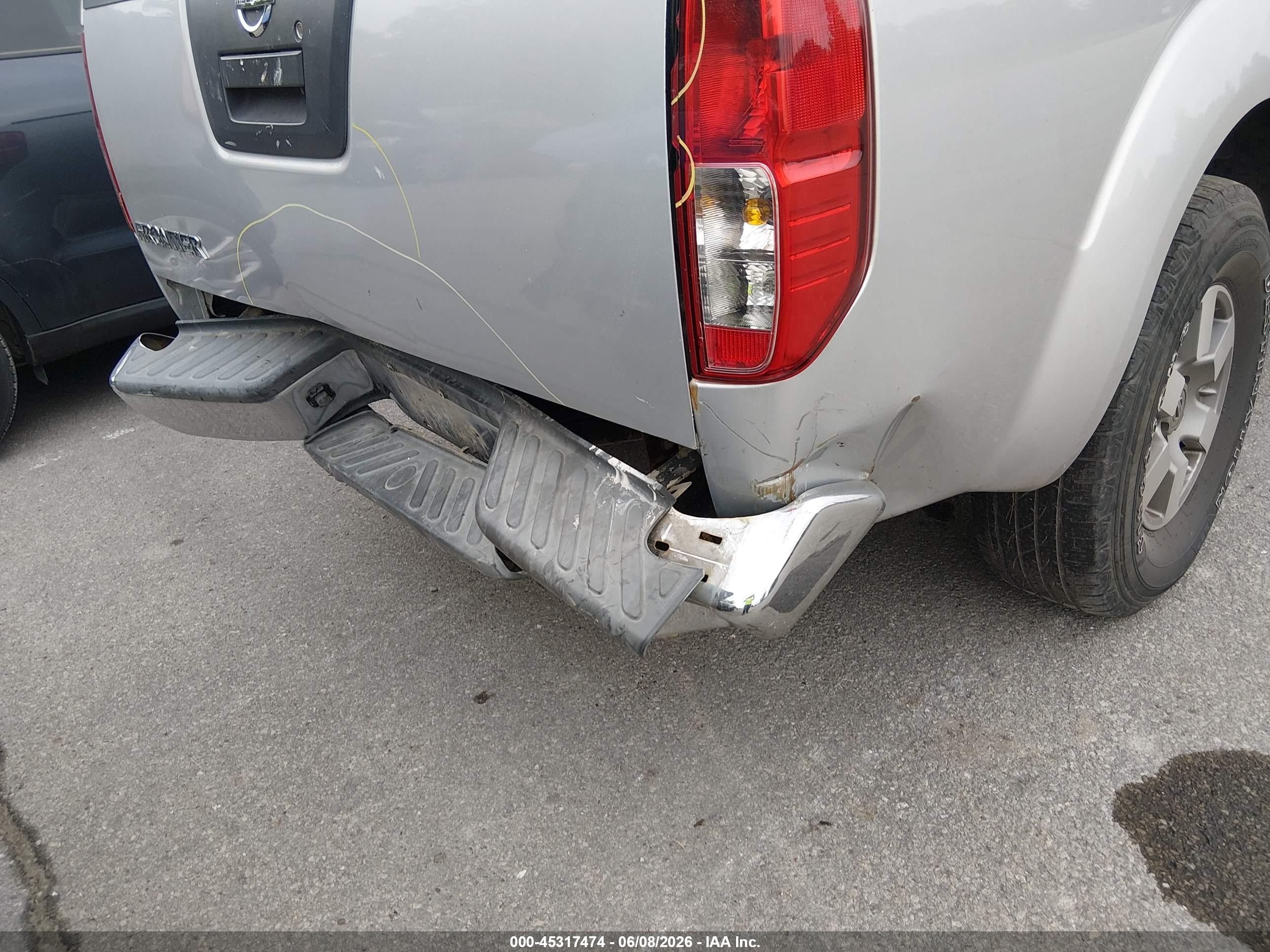 2011 Nissan Frontier S Silver vin: 1N6AD0ER2BC401595