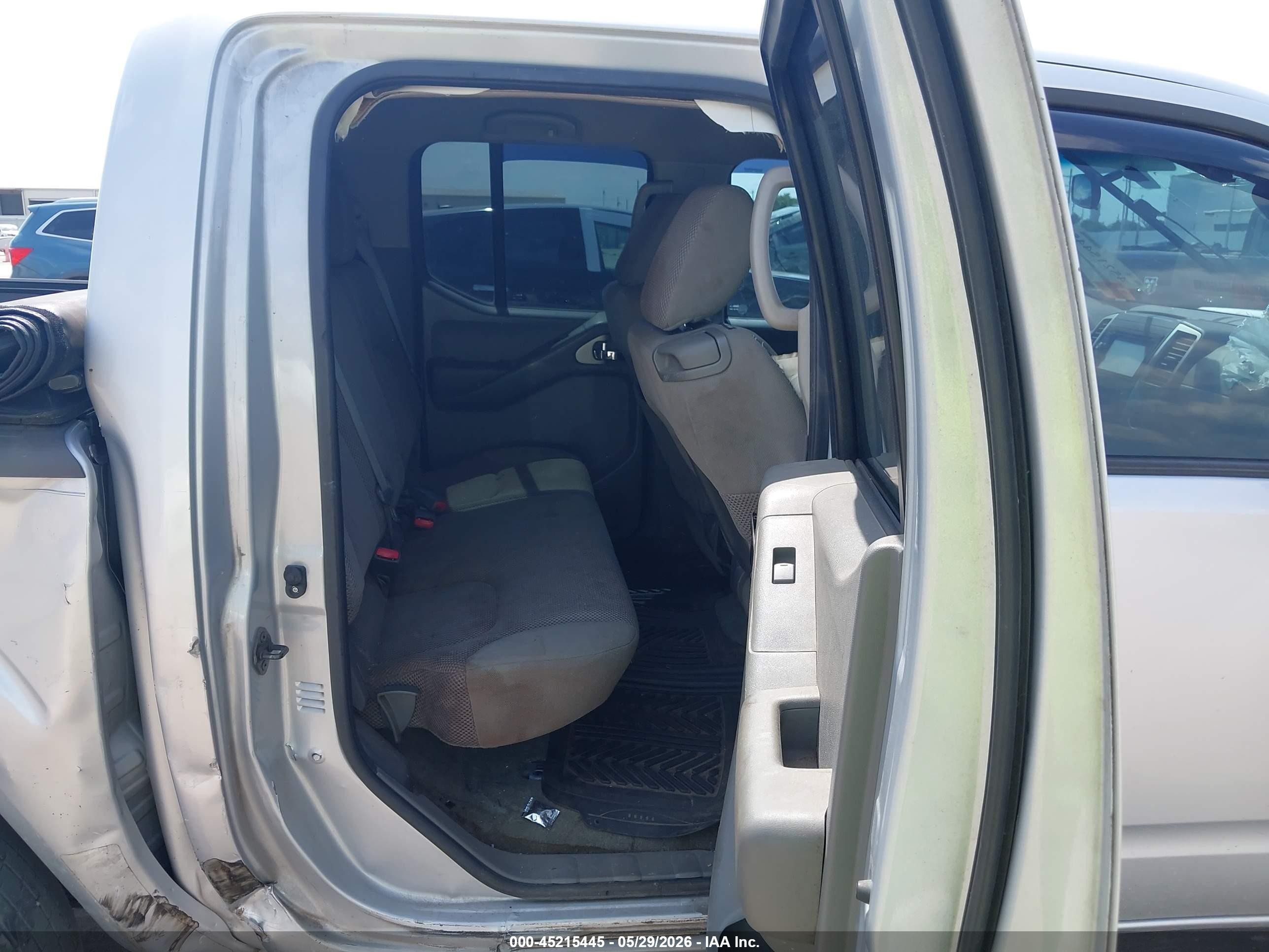 2011 Nissan Frontier Sv Серебряный vin: 1N6AD0ER2BC436430