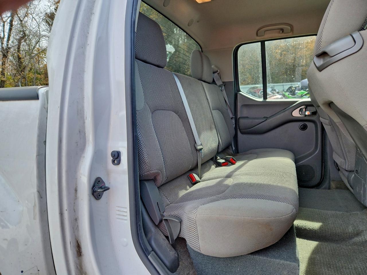 2011 Nissan Frontier S Белый vin: 1N6AD0ER2BC443782