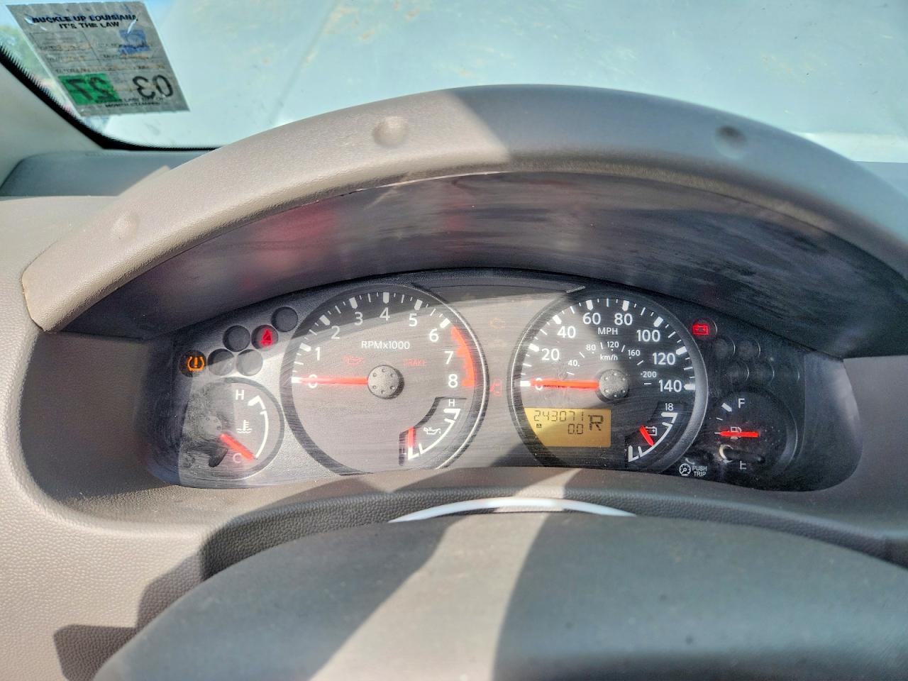 2013 Nissan Frontier S Silver vin: 1N6AD0ER2DN750635