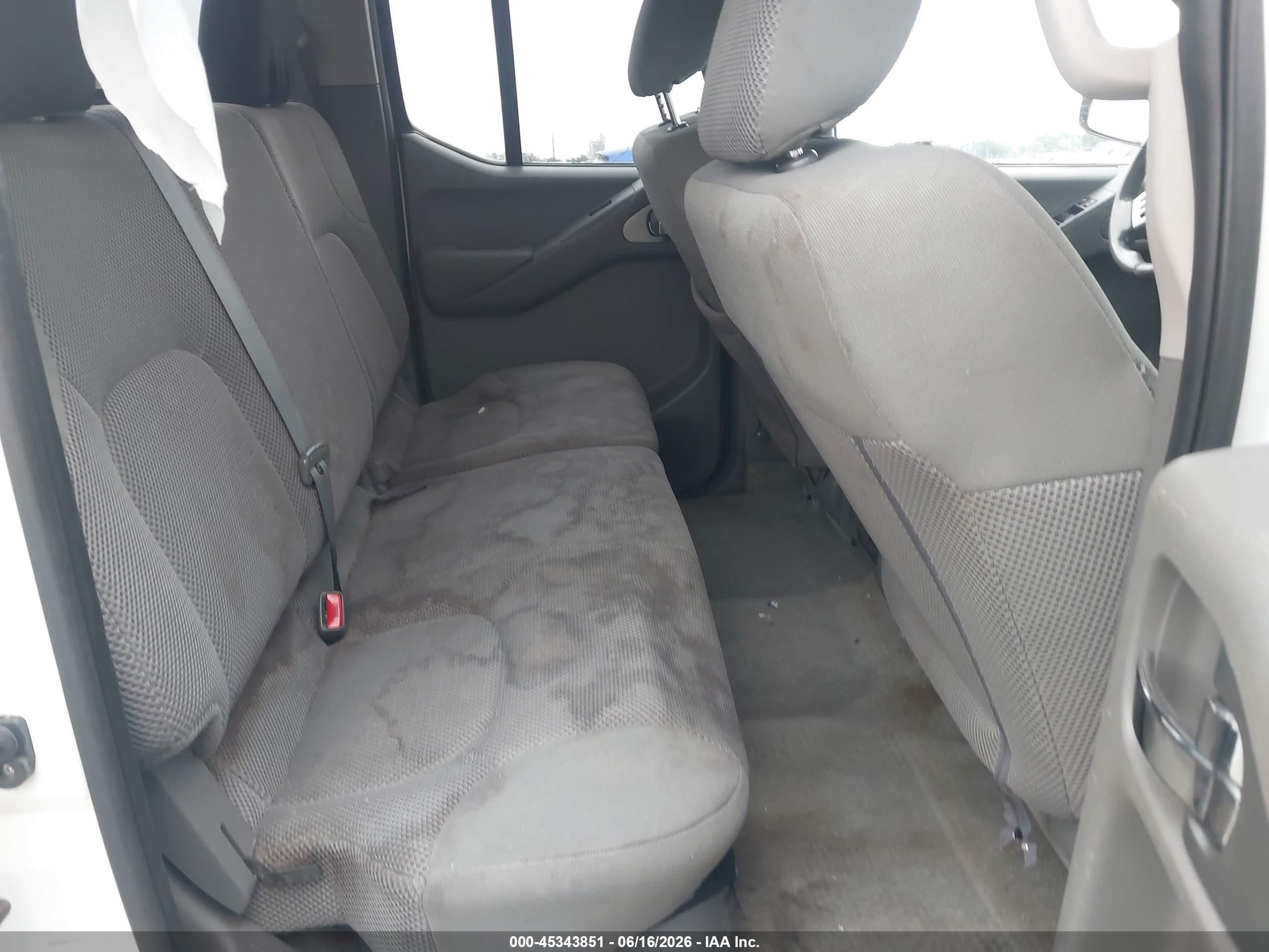2015 Nissan Frontier Sv White vin: 1N6AD0ER2FN722501