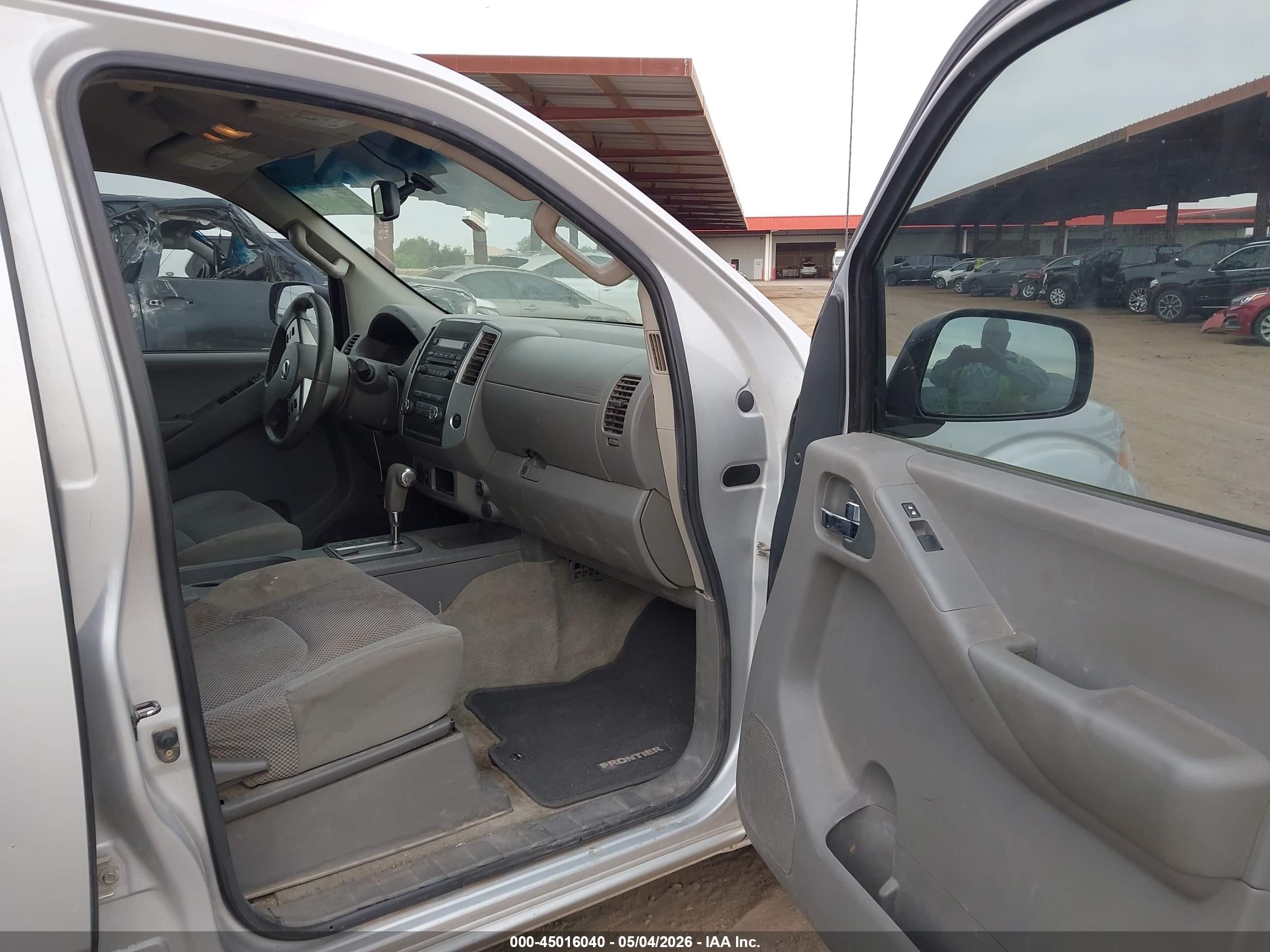 2012 Nissan Frontier Sv Silver vin: 1N6AD0ER3CC435000