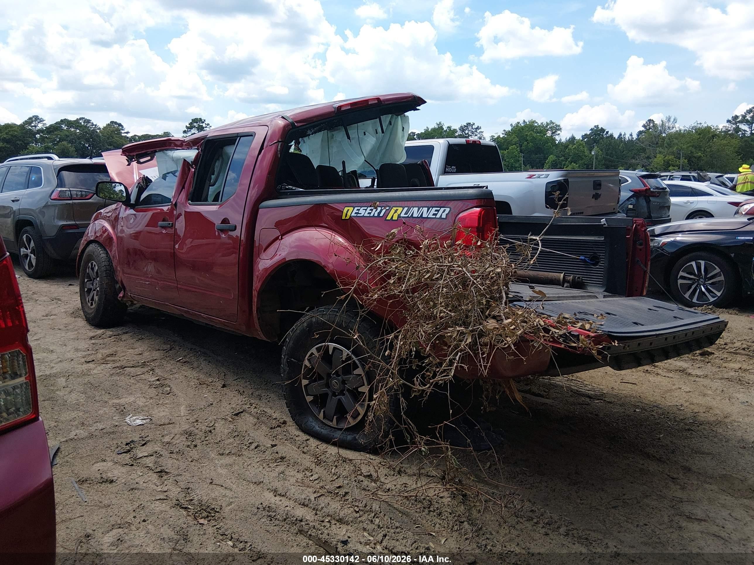 2015 Nissan Frontier Desert Runner Red vin: 1N6AD0ER3FN738450