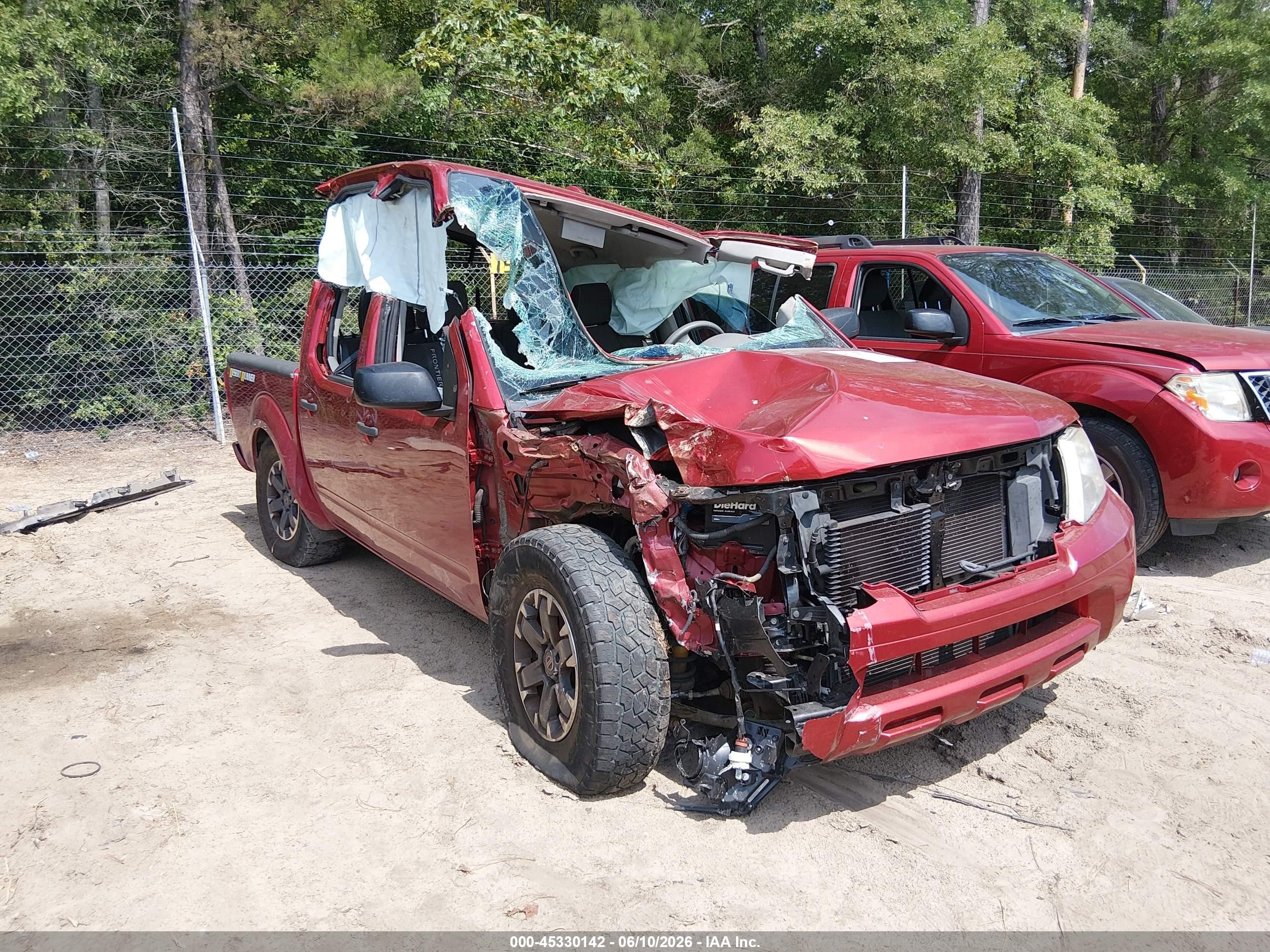 2015 Nissan Frontier Desert Runner Red vin: 1N6AD0ER3FN738450