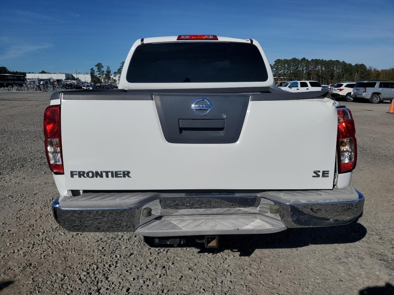2010 Nissan Frontier Crew Cab Se White vin: 1N6AD0ER4AC430014