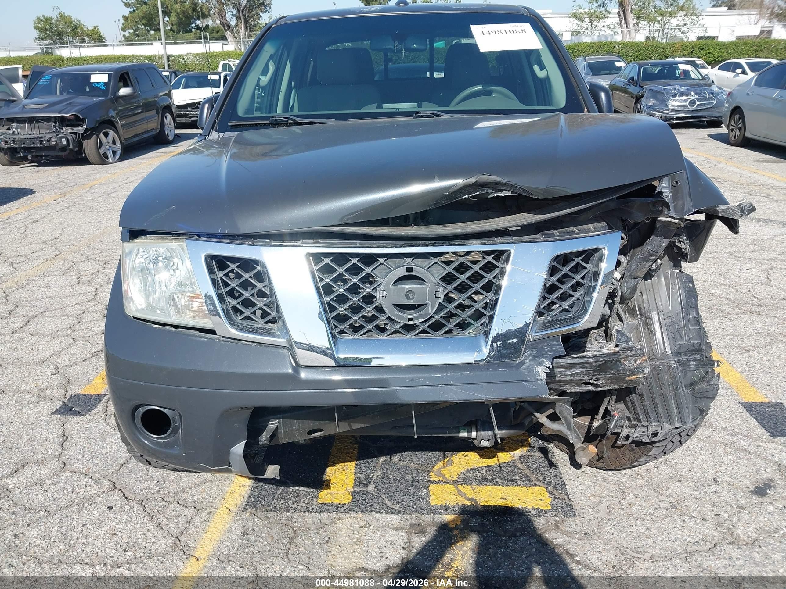 2015 Nissan Frontier Sv Gray vin: 1N6AD0ER4FN723388