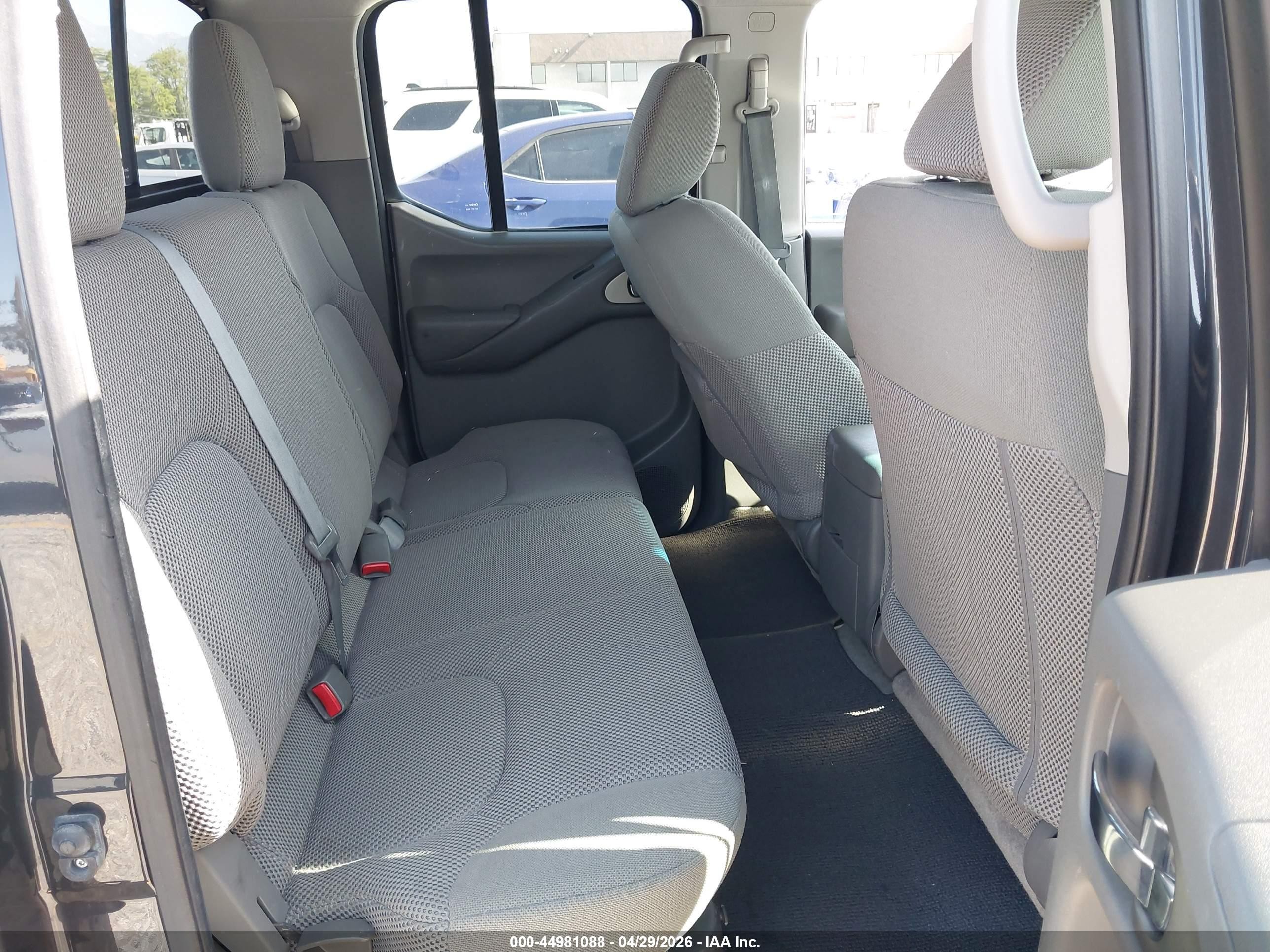 2015 Nissan Frontier Sv Gray vin: 1N6AD0ER4FN723388