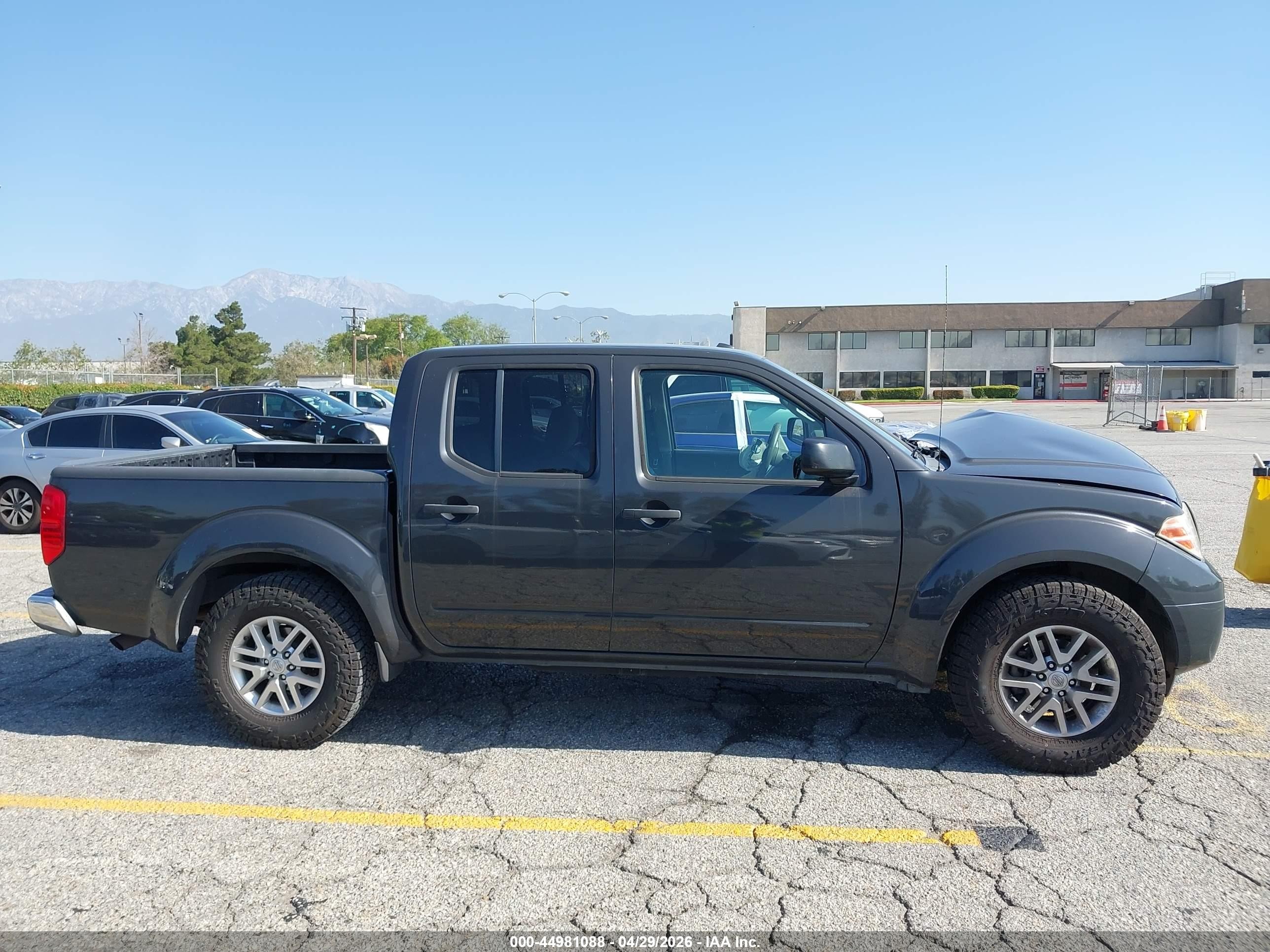 2015 Nissan Frontier Sv Gray vin: 1N6AD0ER4FN723388