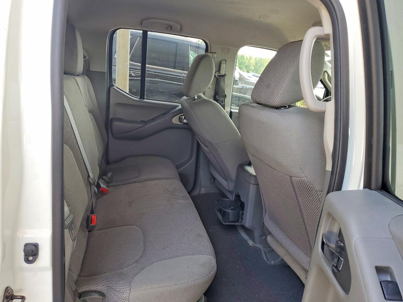 2015 Nissan Frontier Sv White vin: 1N6AD0ER4FN762191
