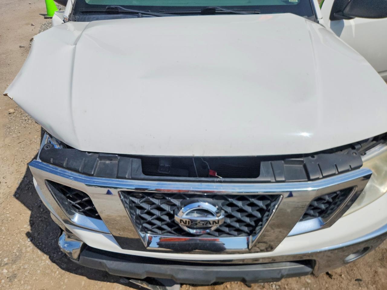 2011 Nissan Frontier S White vin: 1N6AD0ER5BC409142