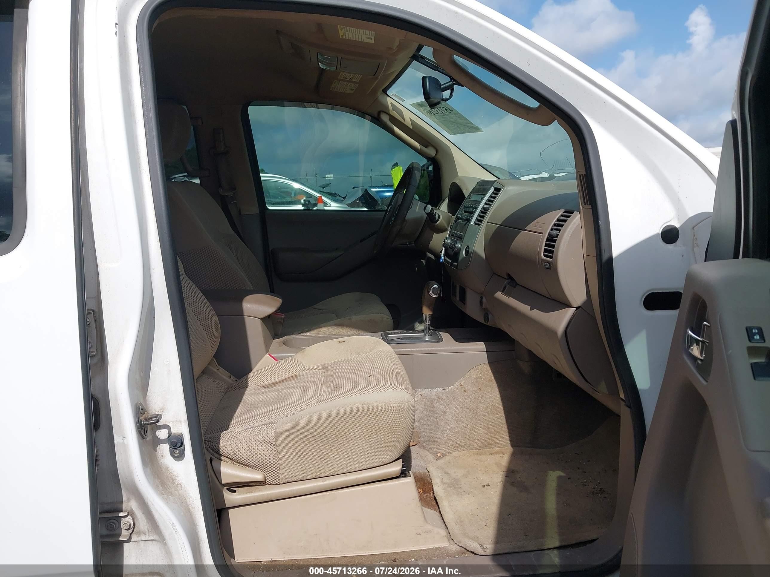 2011 Nissan Frontier Sv White vin: 1N6AD0ER5BC435465