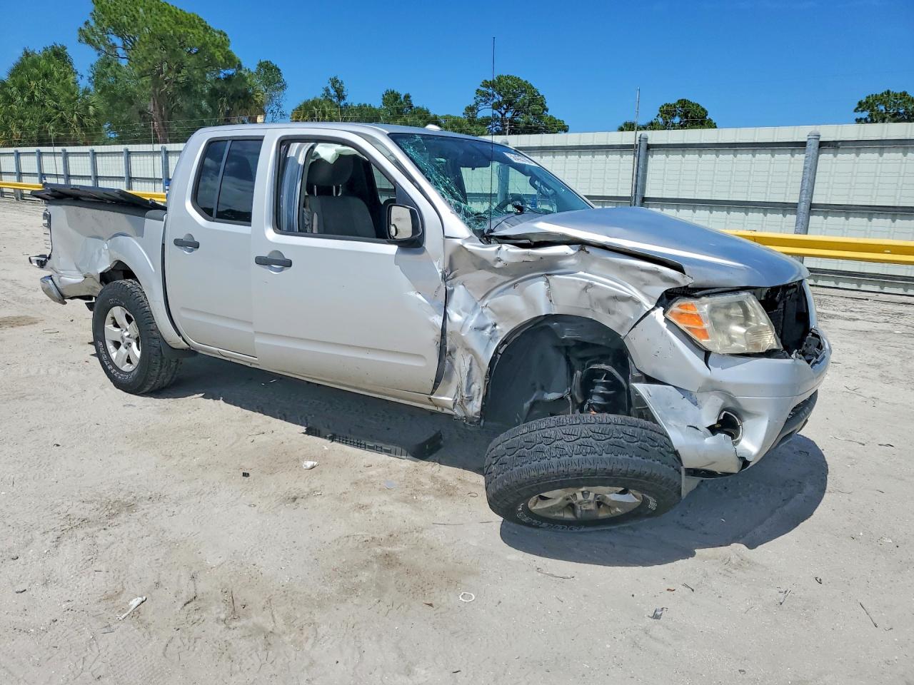 2013 Nissan Frontier S Silver vin: 1N6AD0ER5DN764688