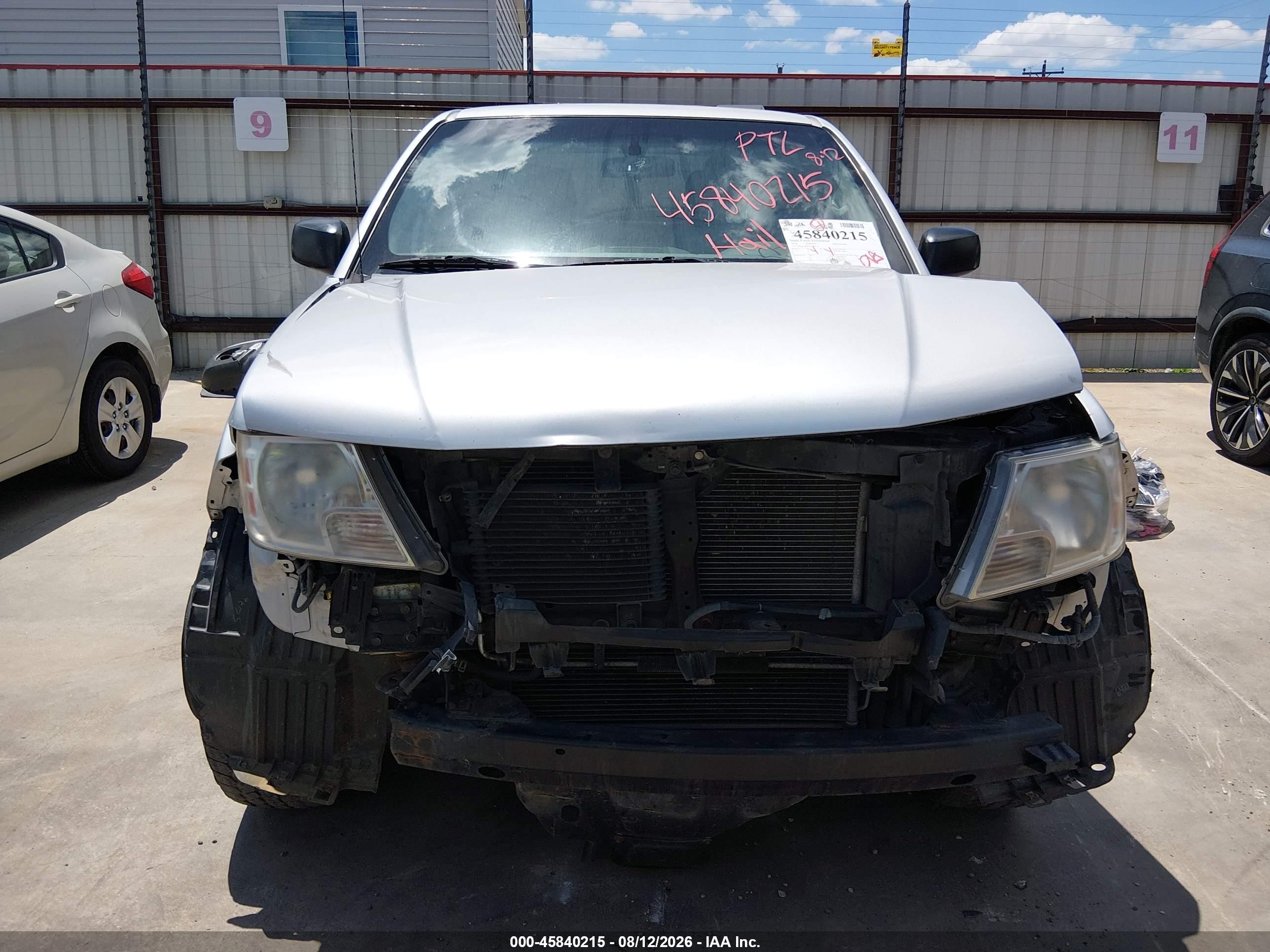 2014 Nissan Frontier S Silver vin: 1N6AD0ER5EN716139