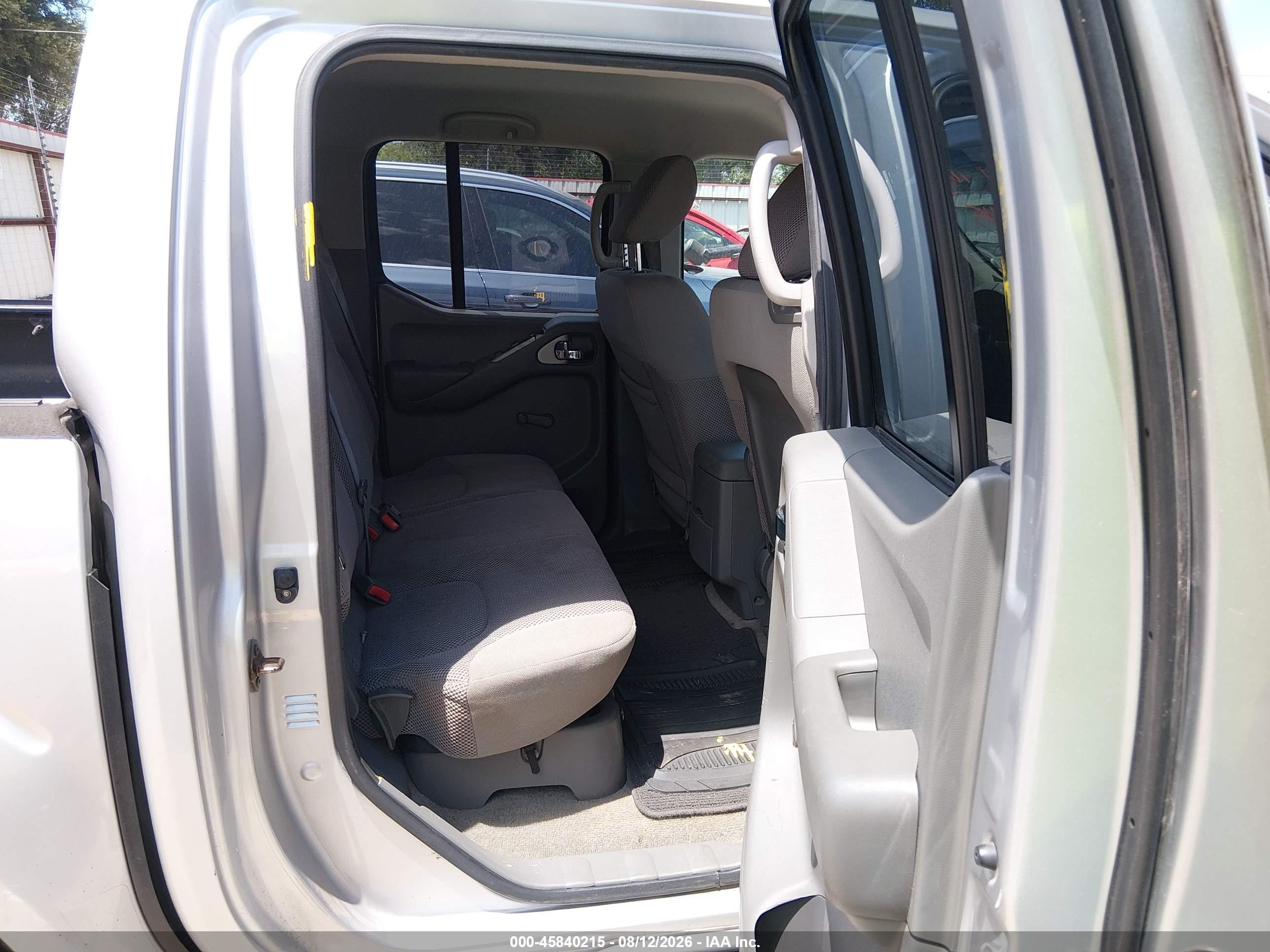 2014 Nissan Frontier S Silver vin: 1N6AD0ER5EN716139