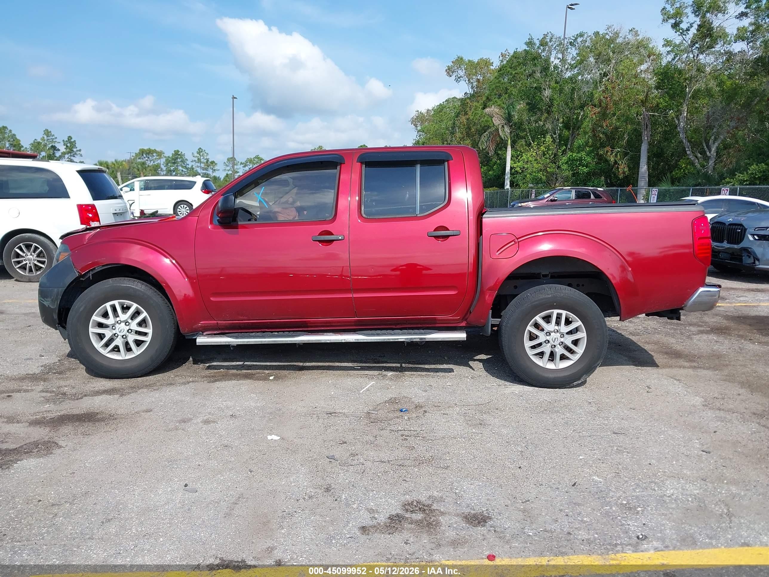 2015 Nissan Frontier Sv Red vin: 1N6AD0ER5FN723139