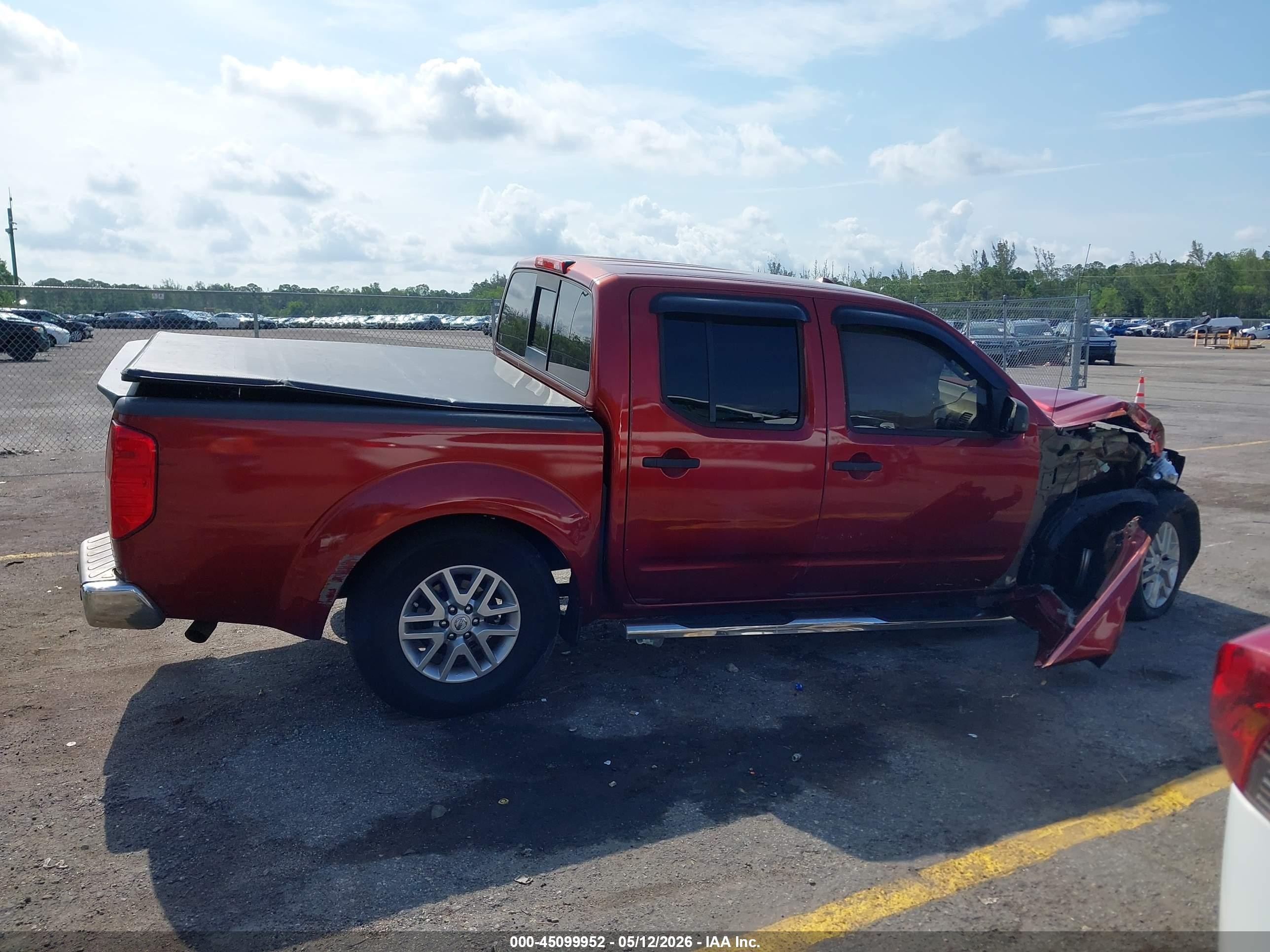 2015 Nissan Frontier Sv Red vin: 1N6AD0ER5FN723139