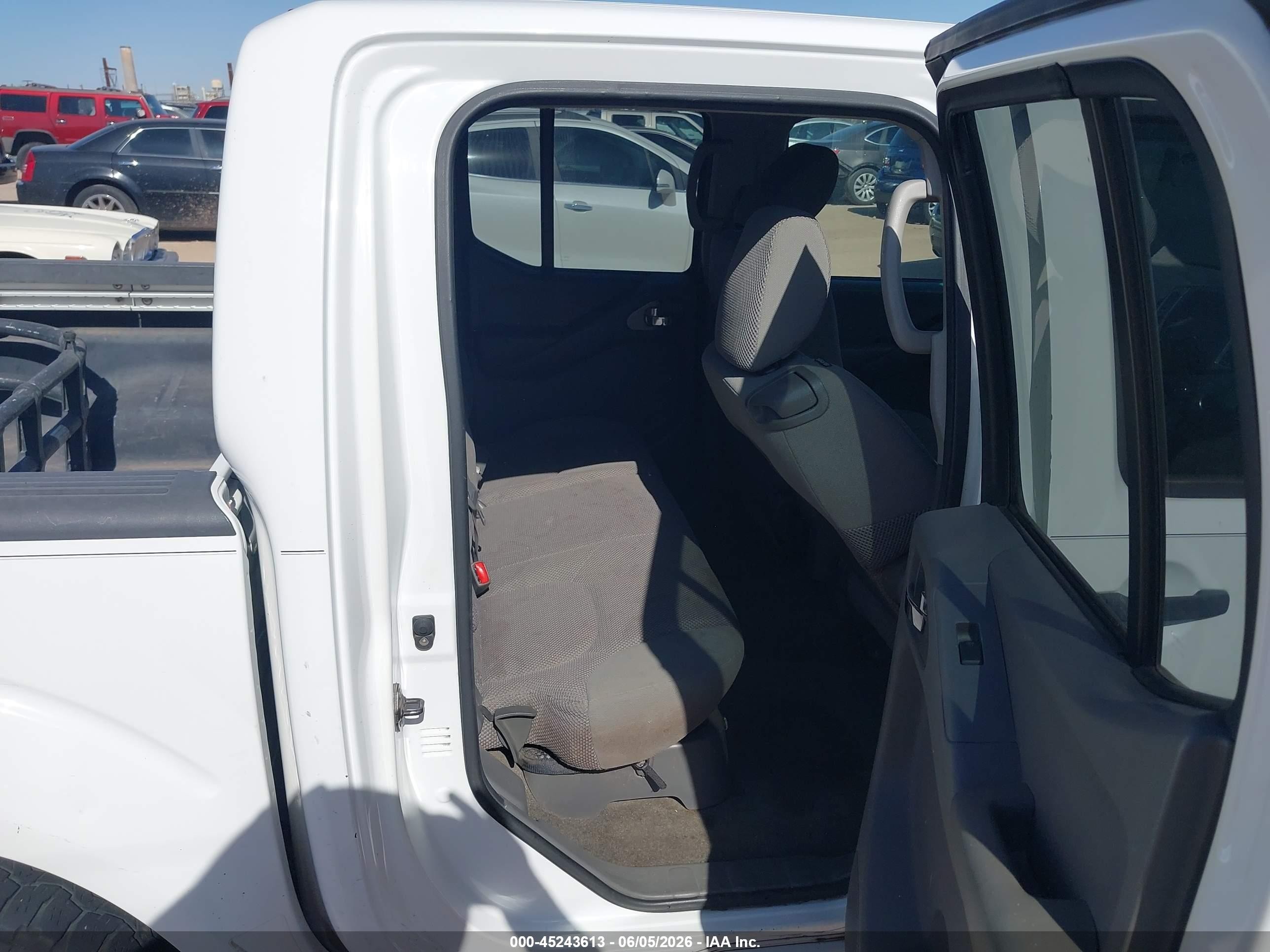 2010 Nissan Frontier Se White vin: 1N6AD0ER6AC439409