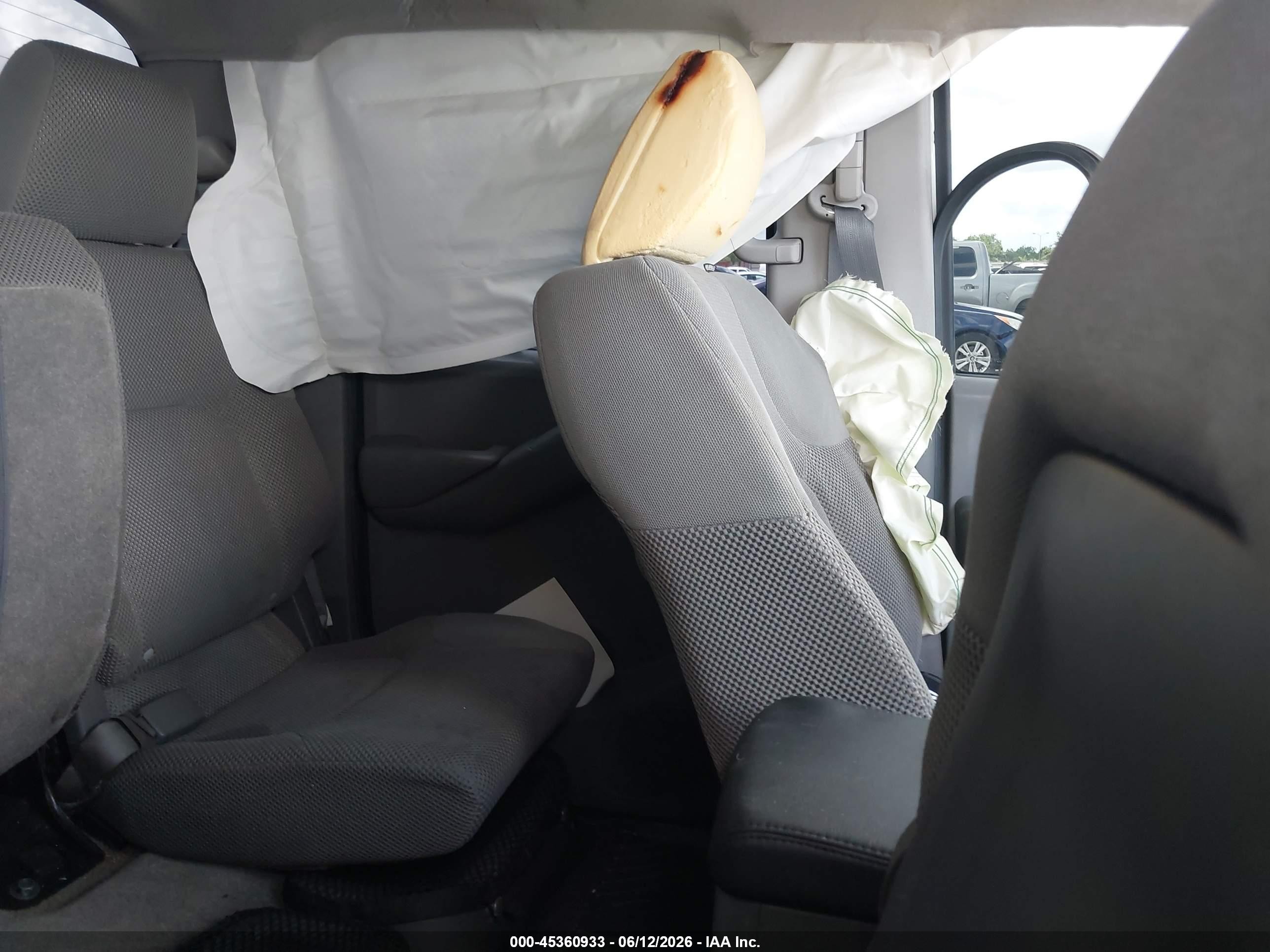 2011 Nissan Frontier Sv White vin: 1N6AD0ER6BC432087