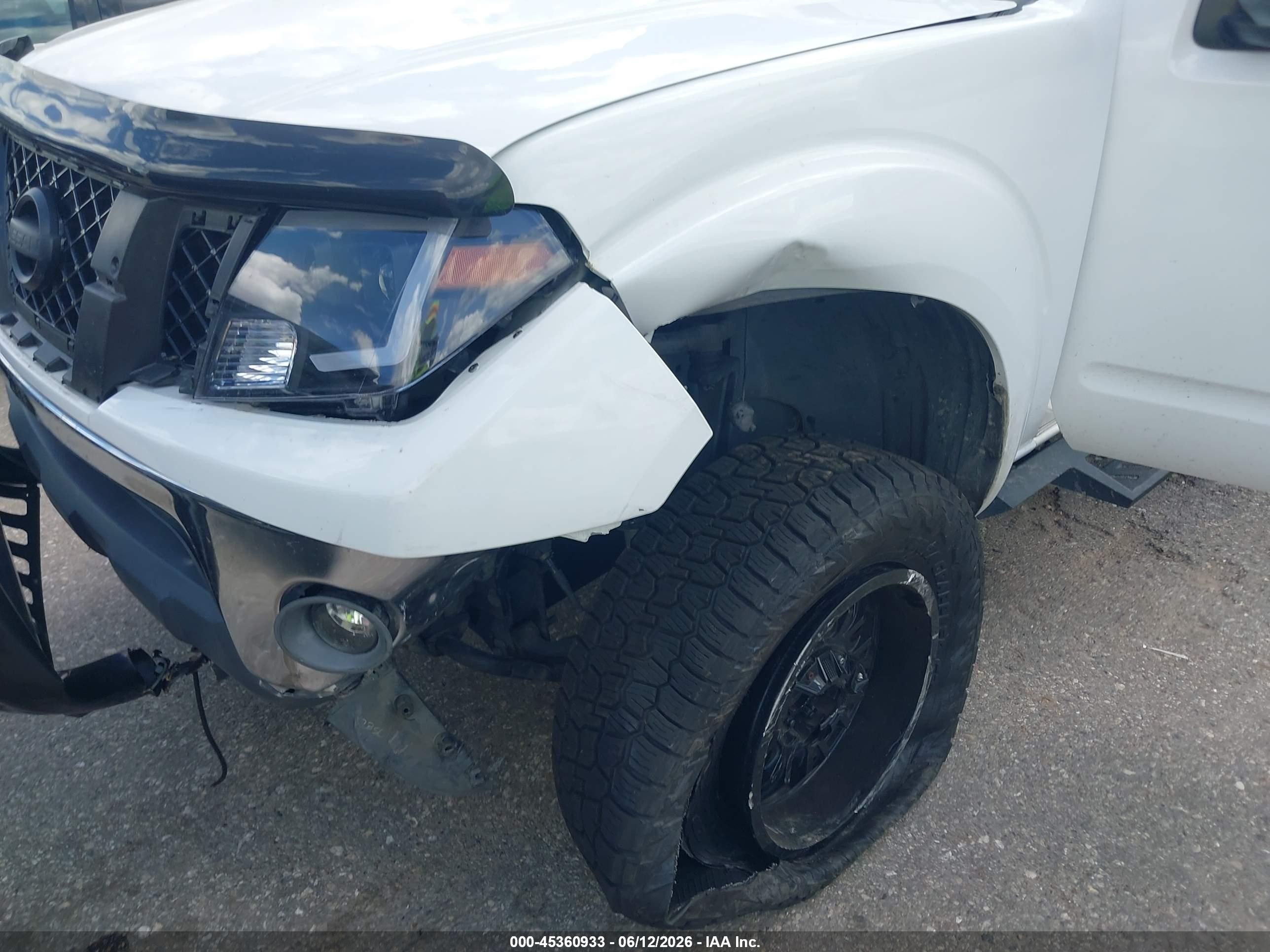 2011 Nissan Frontier Sv White vin: 1N6AD0ER6BC432087