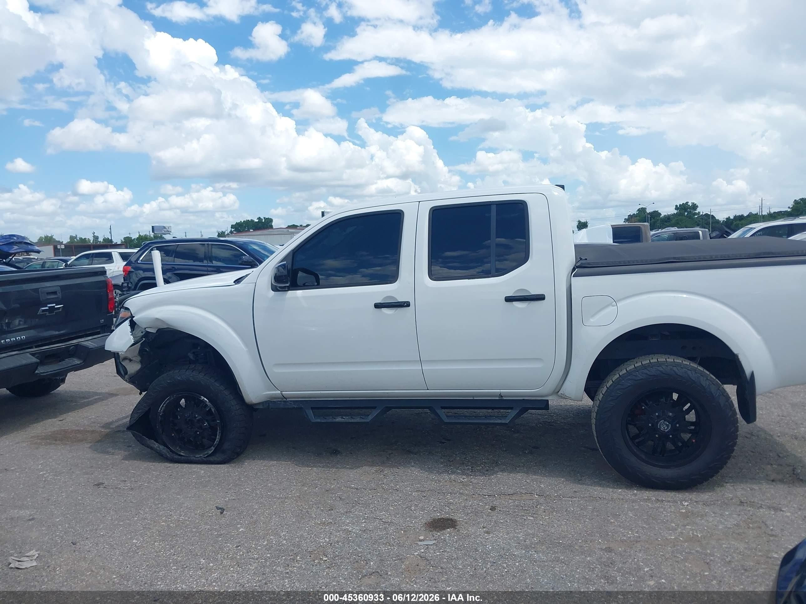 2011 Nissan Frontier Sv White vin: 1N6AD0ER6BC432087