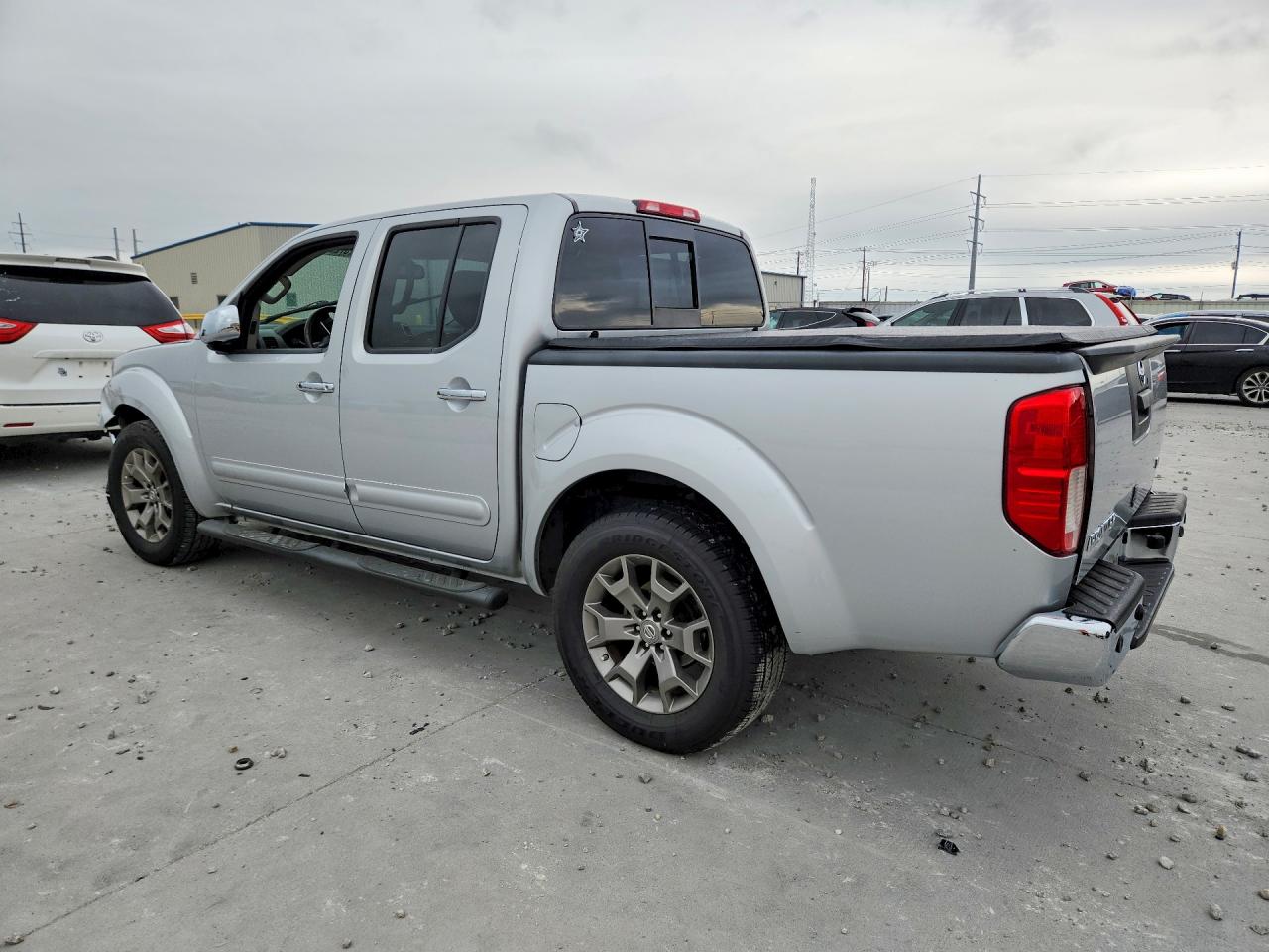 2015 Nissan Frontier Sl Silver vin: 1N6AD0ER6FN723344