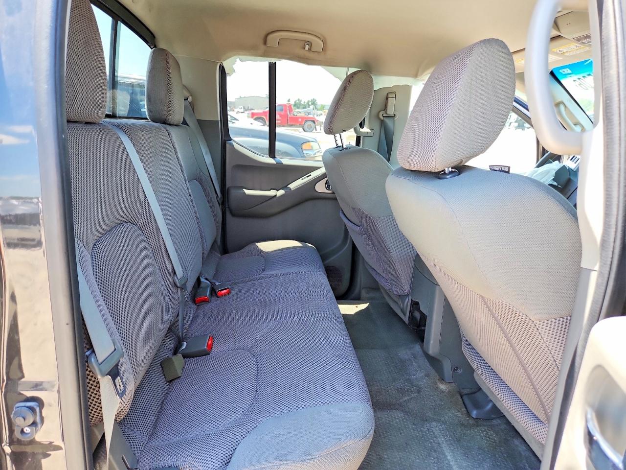 2015 Nissan Frontier S Gray vin: 1N6AD0ER6FN741634