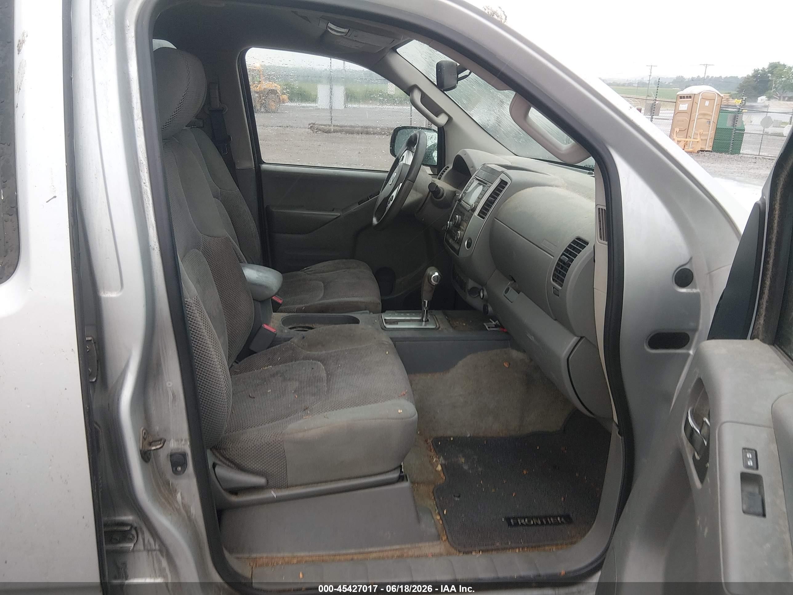 2015 Nissan Frontier Sv Silver vin: 1N6AD0ER6FN759941