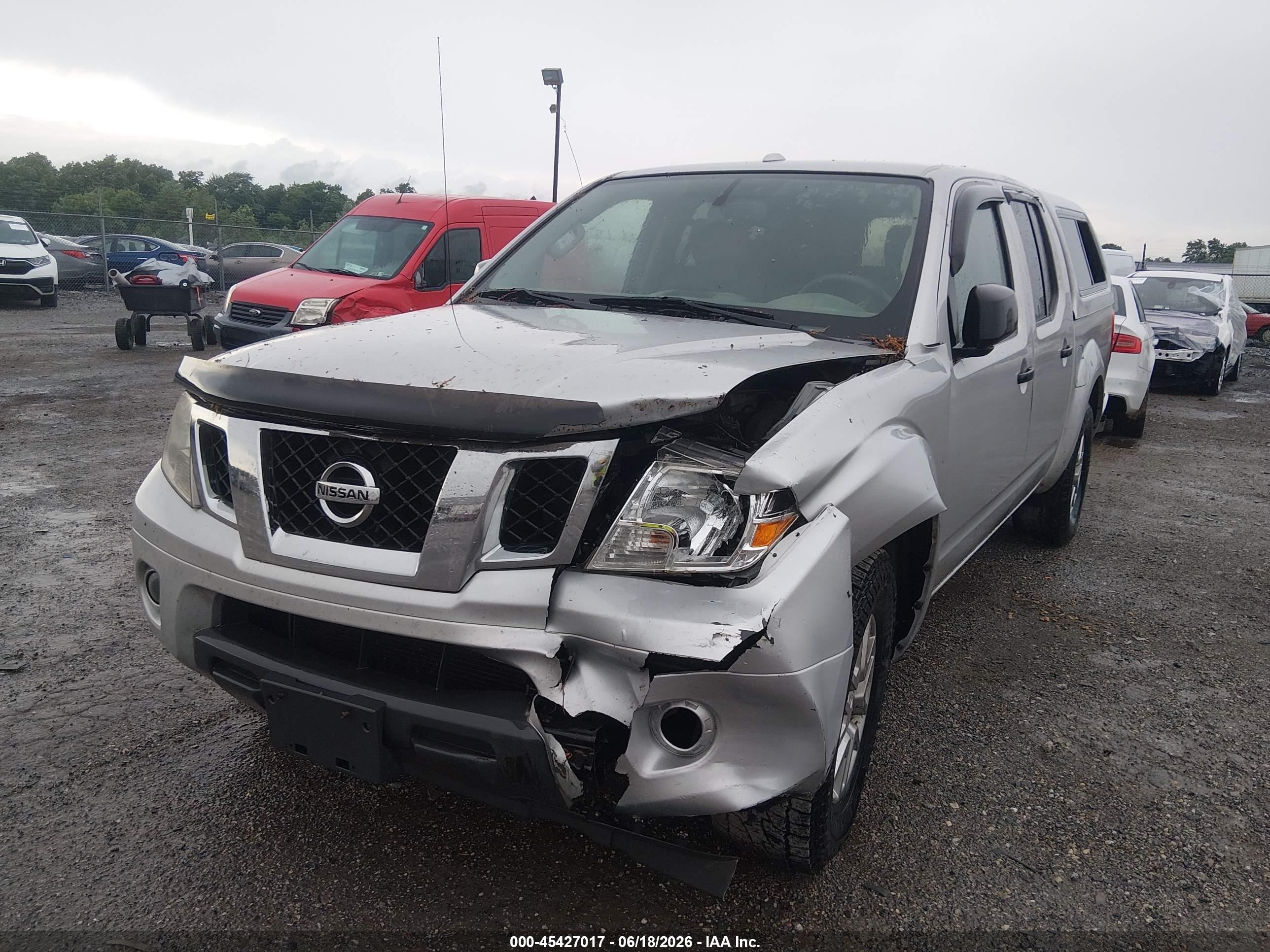 2015 Nissan Frontier Sv Silver vin: 1N6AD0ER6FN759941