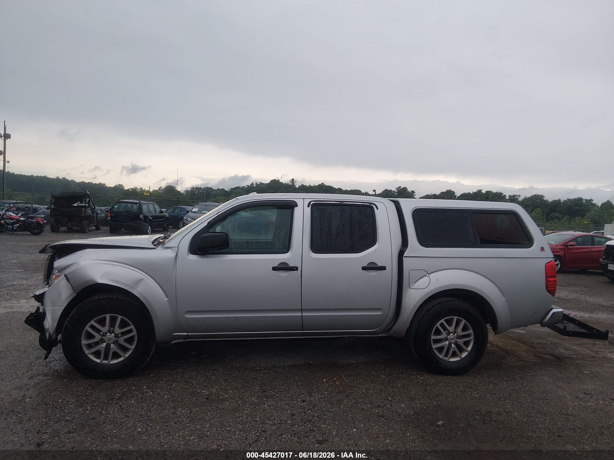 2015 Nissan Frontier Sv Silver vin: 1N6AD0ER6FN759941