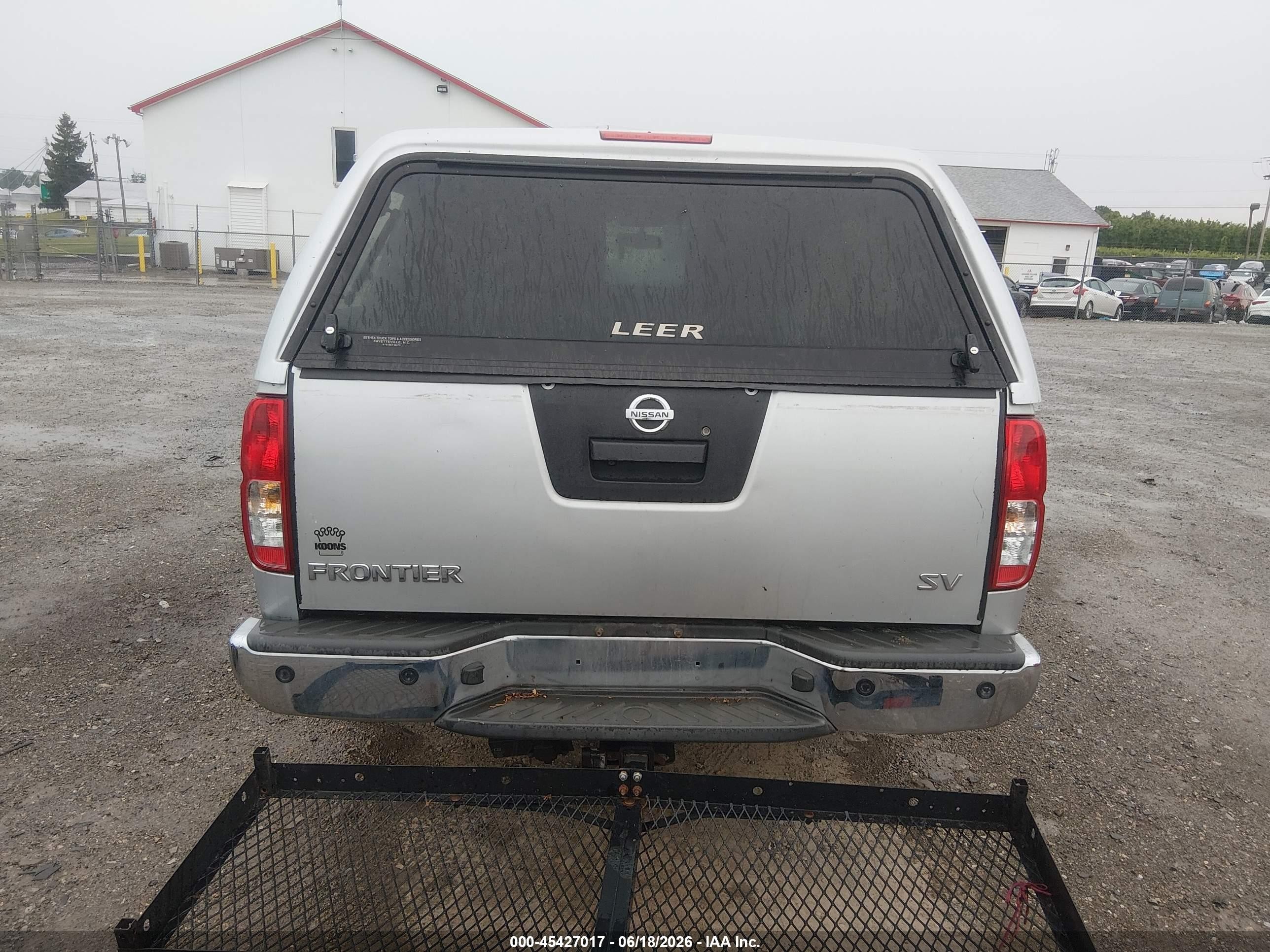 2015 Nissan Frontier Sv Silver vin: 1N6AD0ER6FN759941