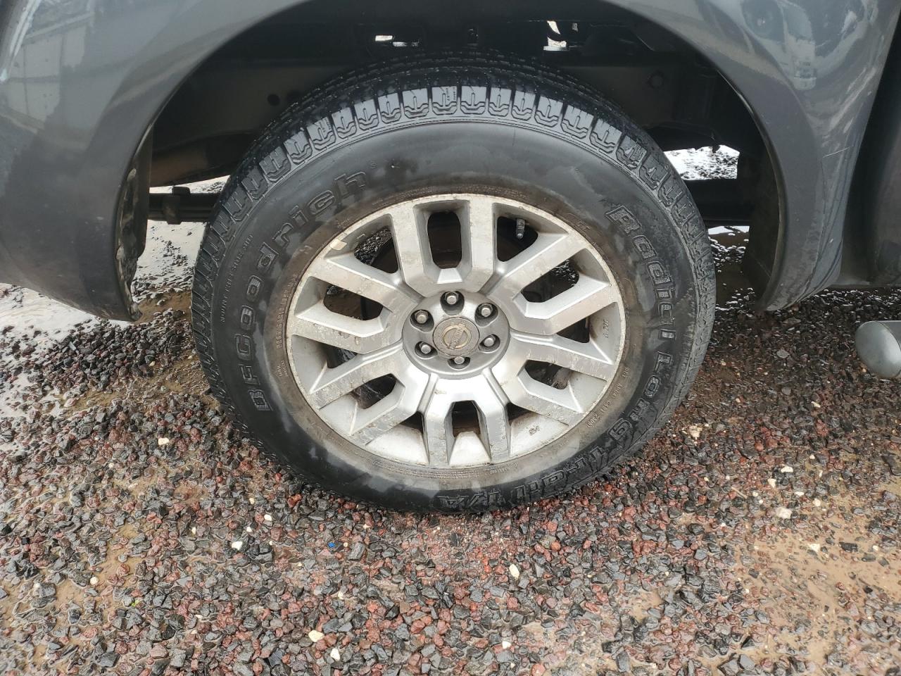 2010 Nissan Frontier Se V6 Gray vin: 1N6AD0ER7AC400151 Damage: Right Rear Wheel, Curb Rash, 7 To 8 Inches