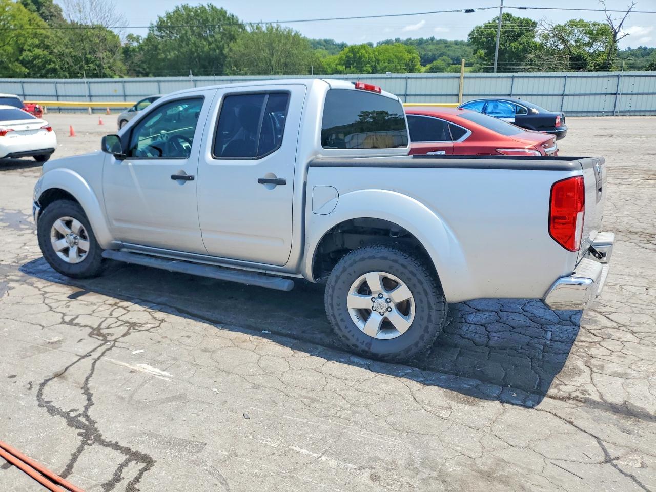 2011 Nissan Frontier S Серебряный vin: 1N6AD0ER7BC401592